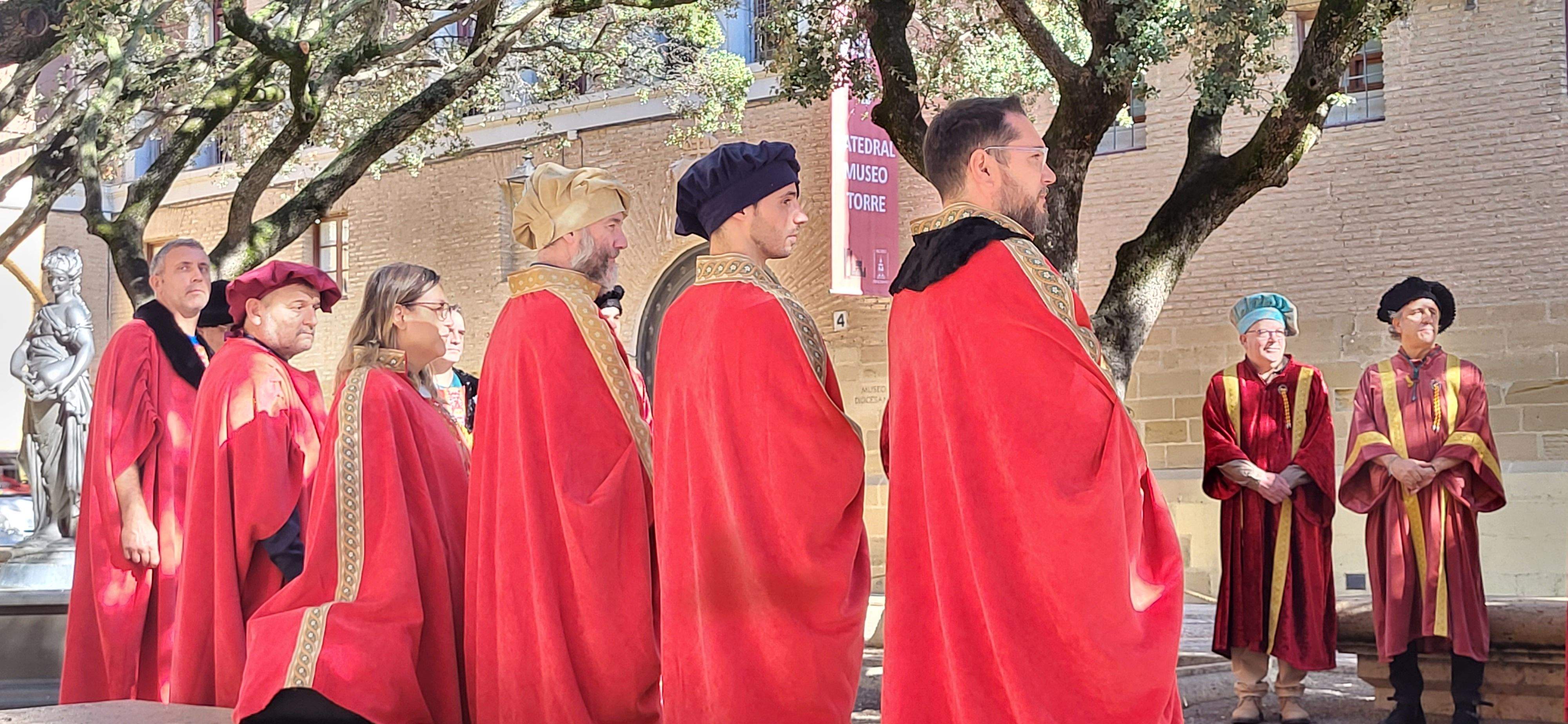 Huesca vuelve al s. XVII con la representación de la elección de los oficios. Foto: Mercedes Manterola 