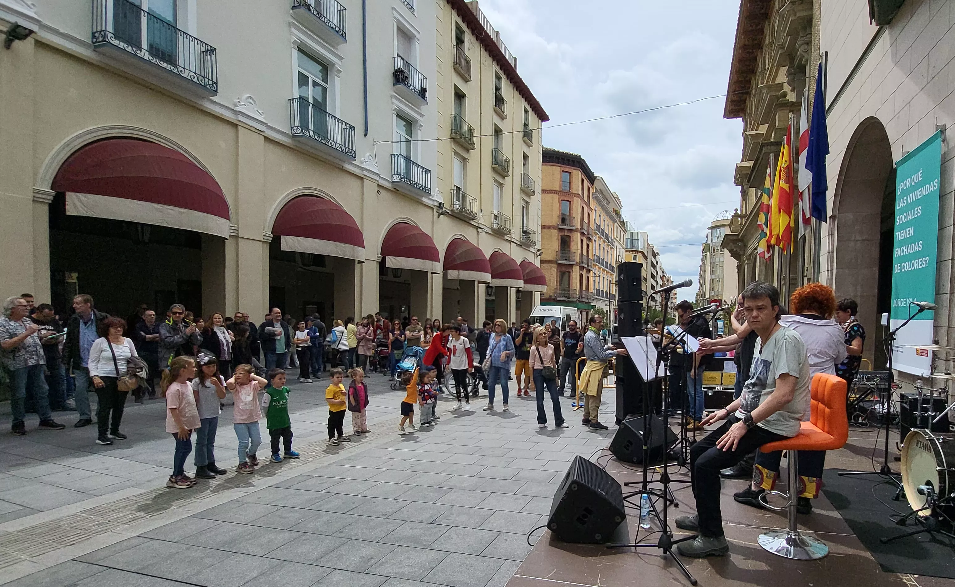  Clausura de Diversario en Huesca con la actuación de Empoderados. Foto Mercedes Manterola