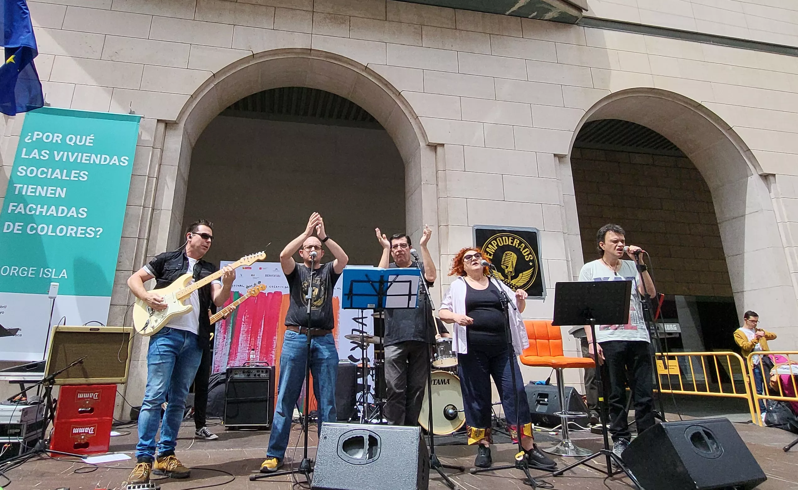  Clausura de Diversario en Huesca con la actuación de Empoderados. Foto Mercedes Manterola