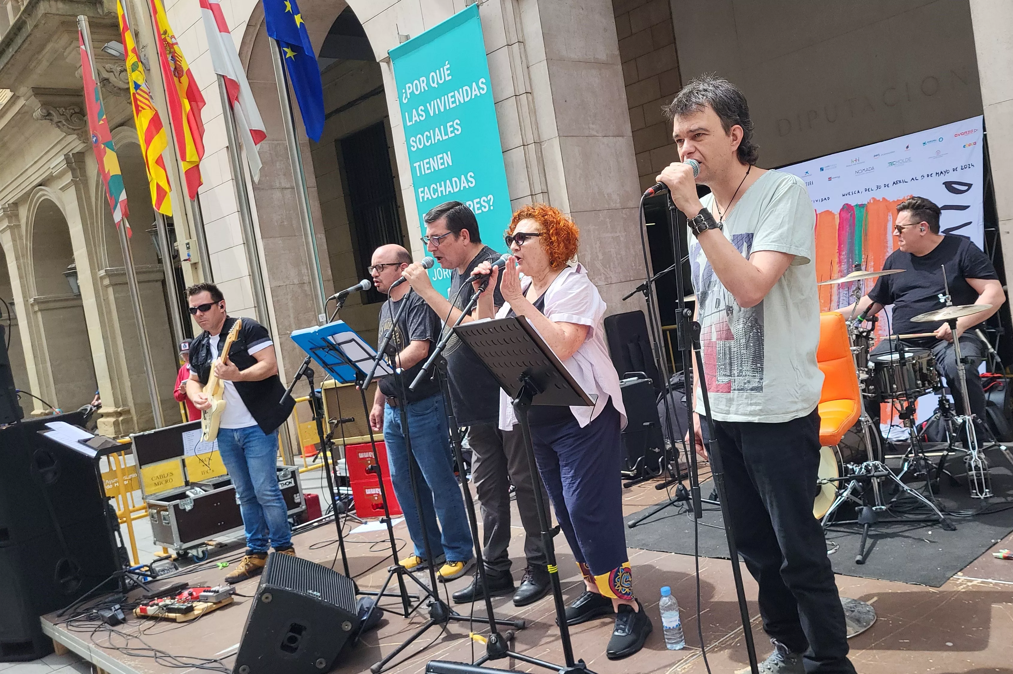  Clausura de Diversario en Huesca con la actuación de Empoderados. Foto Mercedes Manterola