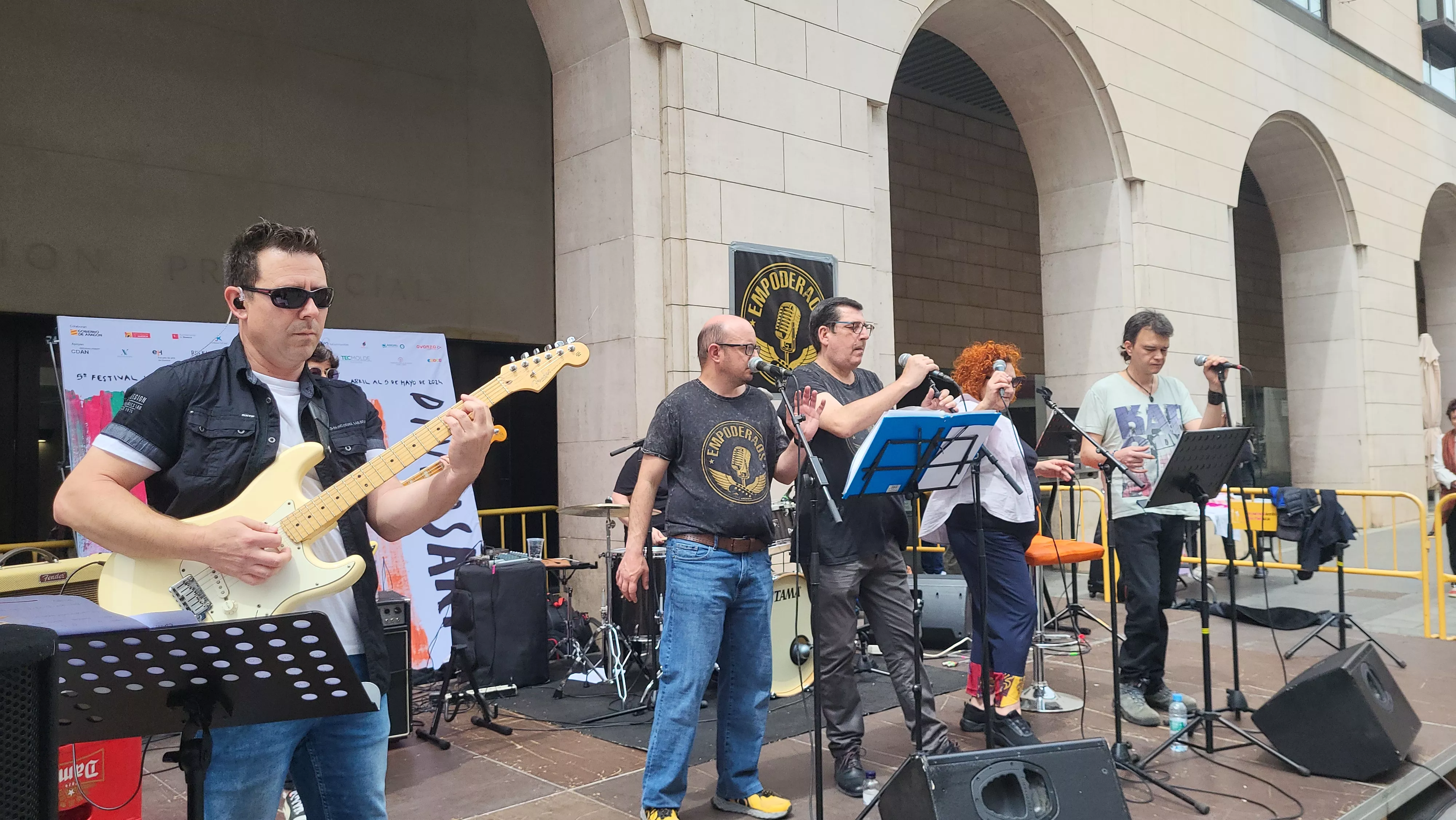  Clausura de Diversario en Huesca con la actuación de Empoderados. Foto Mercedes Manterola