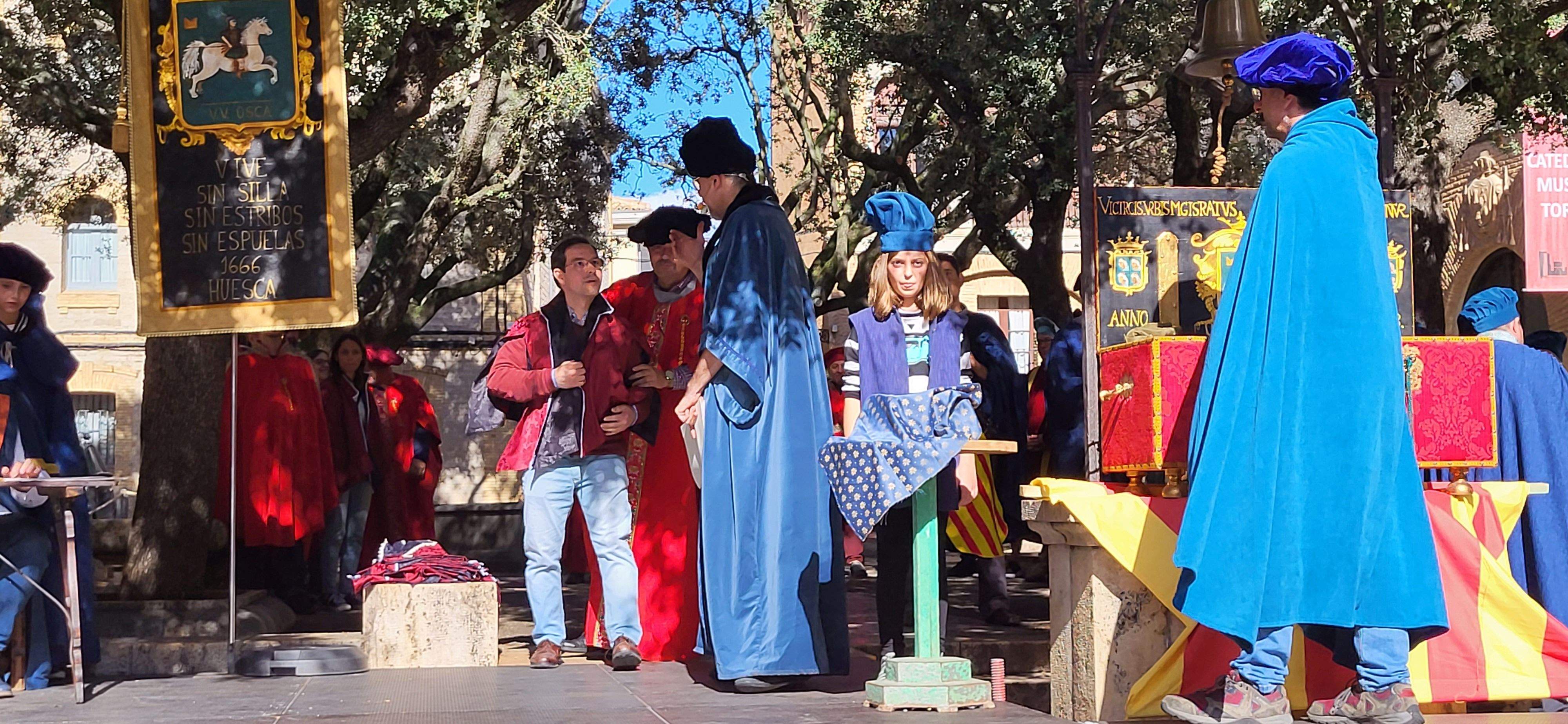Huesca vuelve al s. XVII con la representación de la elección de los oficios. Foto: Mercedes Manterola 