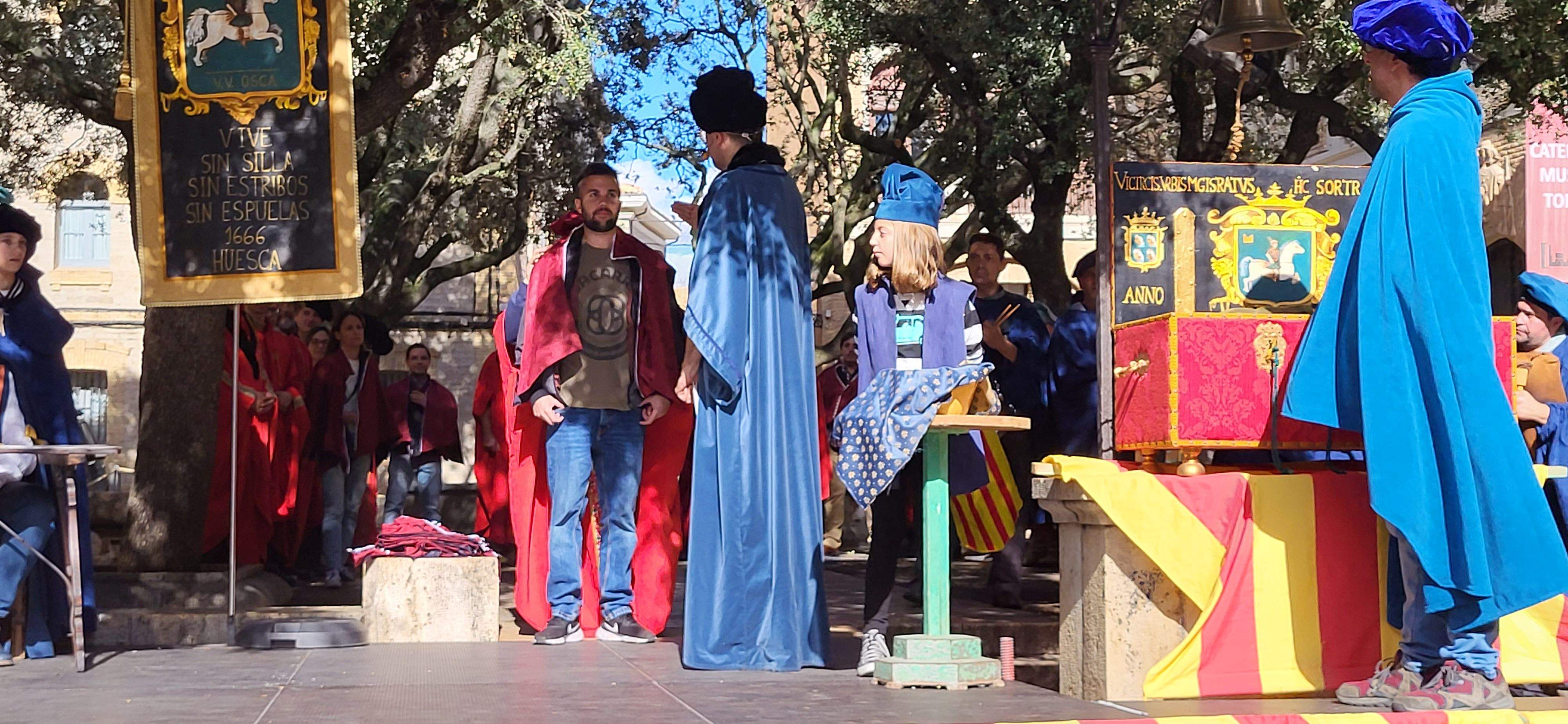 Huesca vuelve al s. XVII con la representación de la elección de los oficios. Foto: Mercedes Manterola 