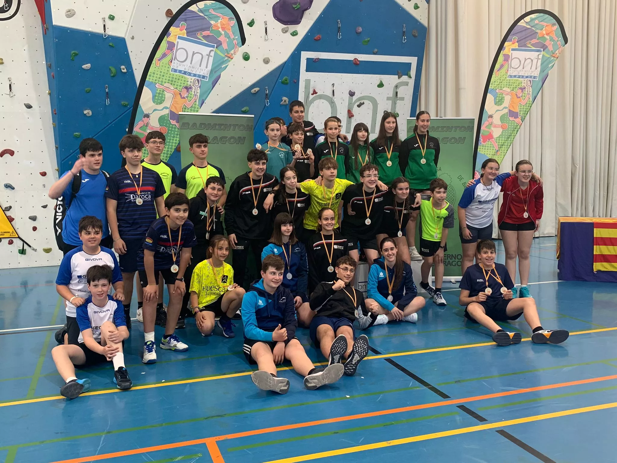 Foto de familia de los premiados.