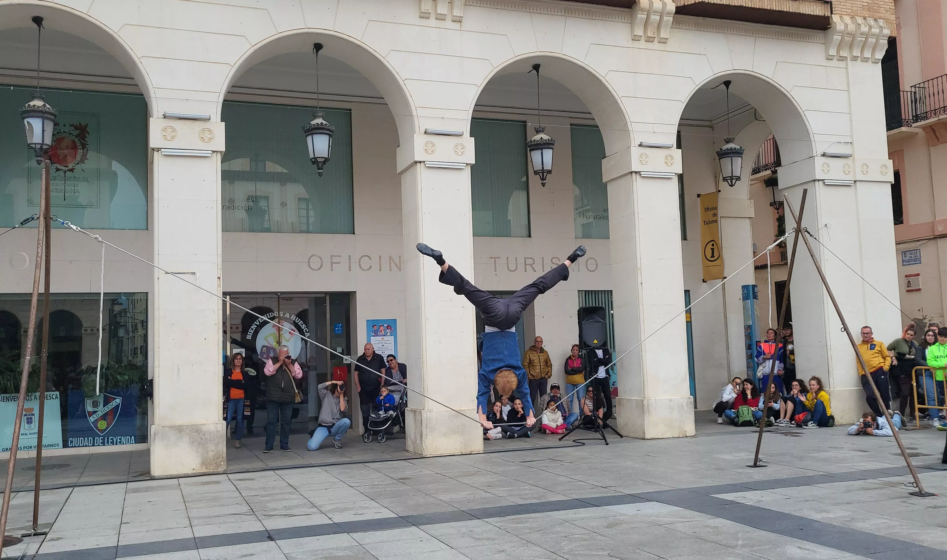 Encuentro internacional Caminando por las Nubes en Huesca. Foto Mercedes Manterola