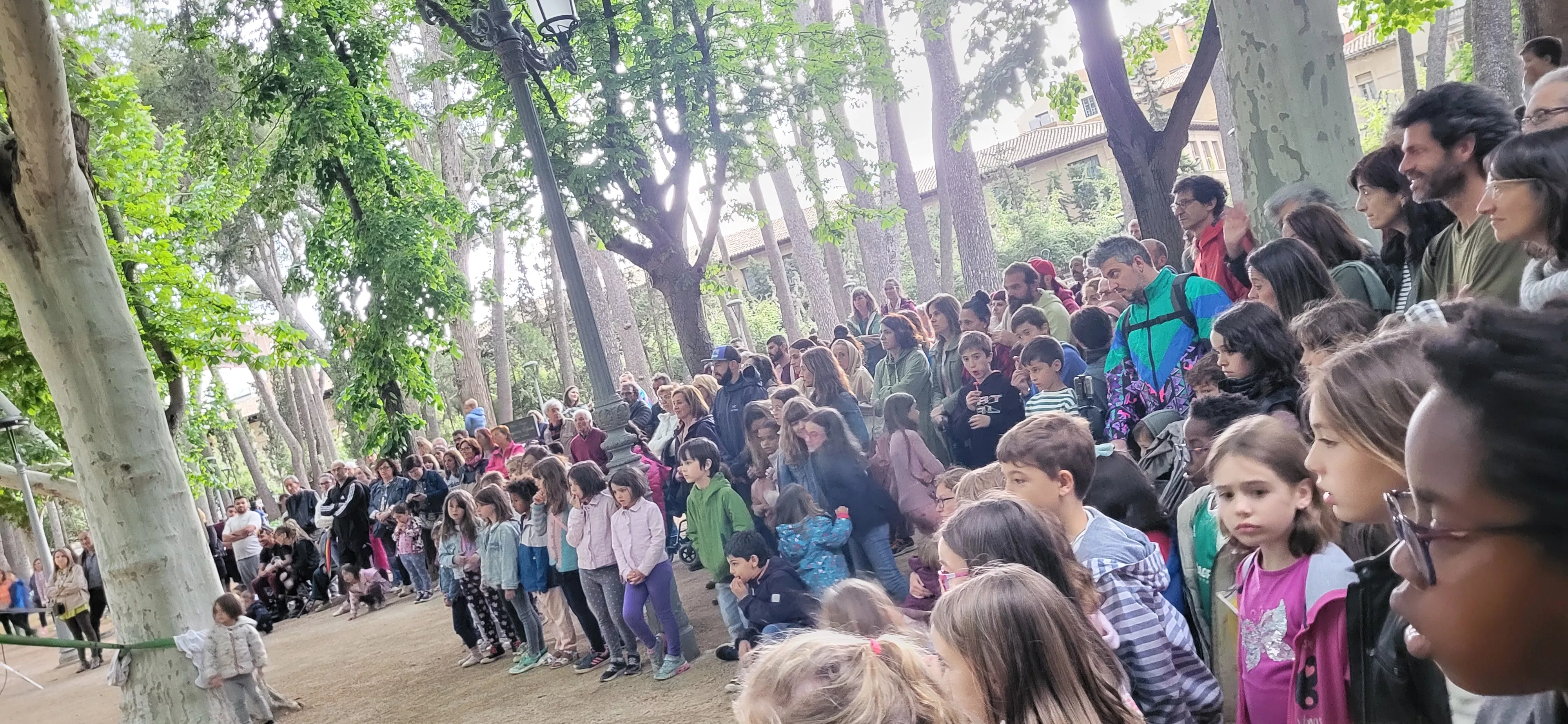 Encuentro internacional Caminando por las Nubes en Huesca. Foto Mercedes Manterola