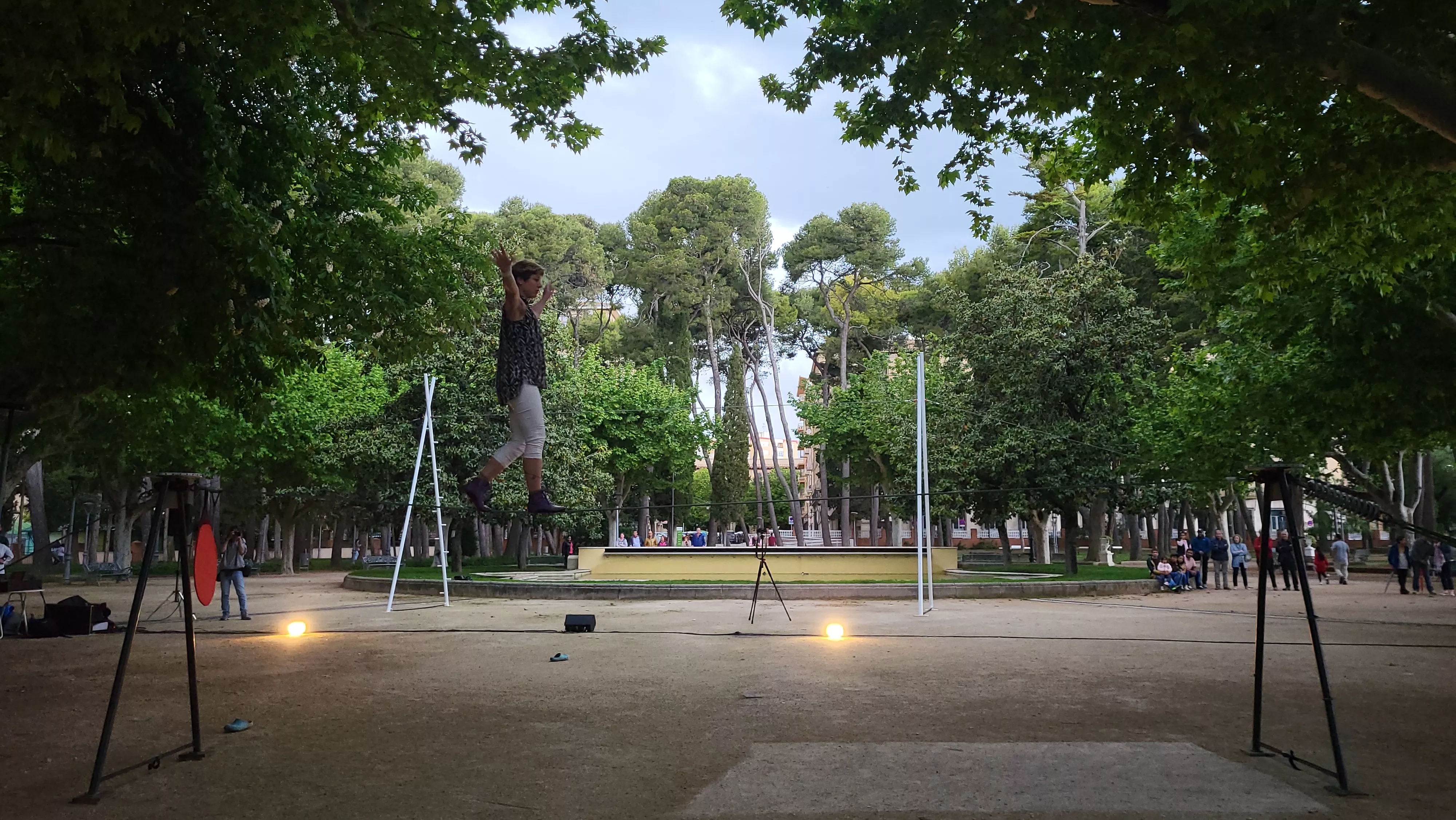 Encuentro internacional Caminando por las Nubes en Huesca. Foto Mercedes Manterola