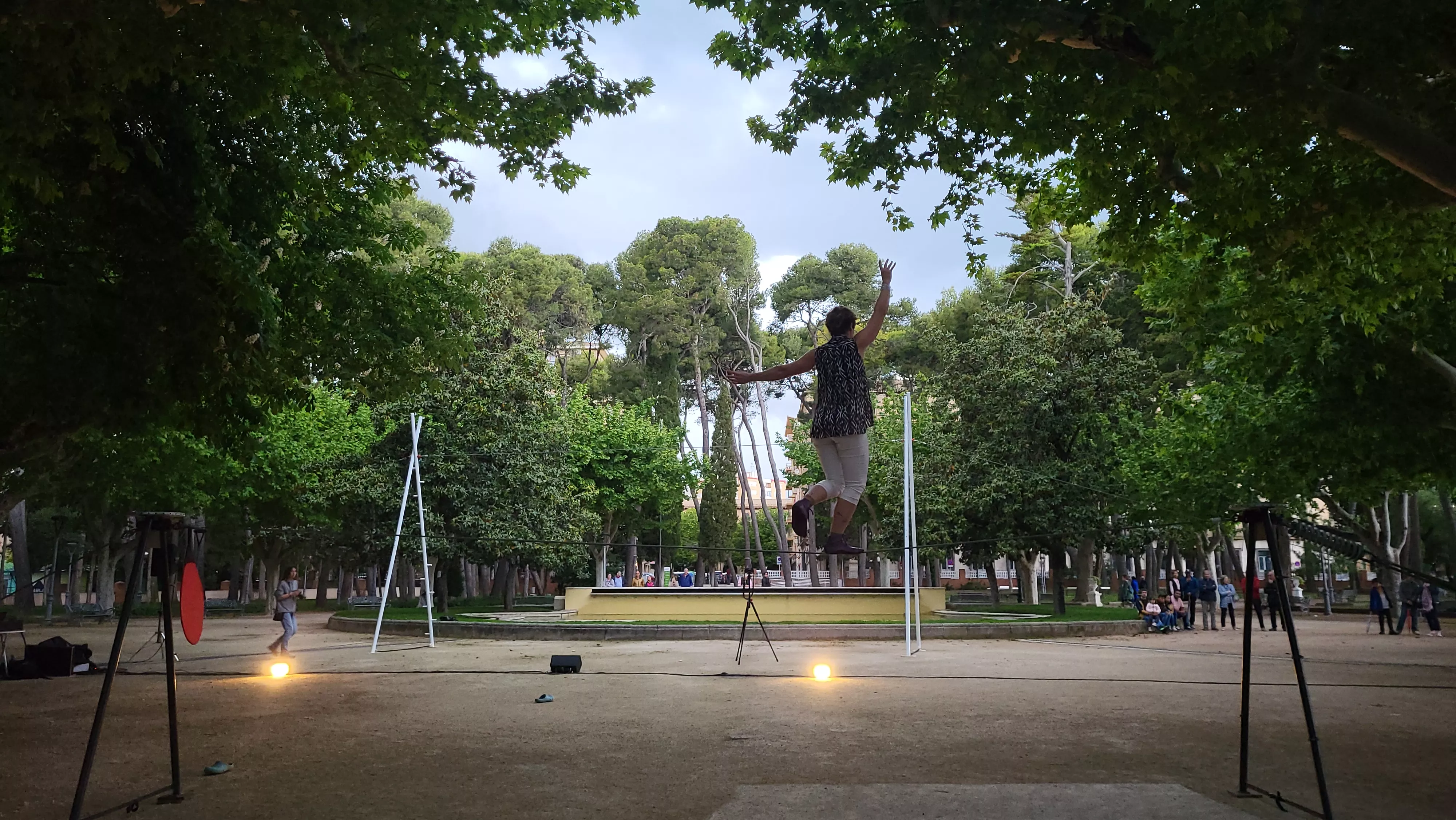 Encuentro internacional Caminando por las Nubes en Huesca. Foto Mercedes Manterola