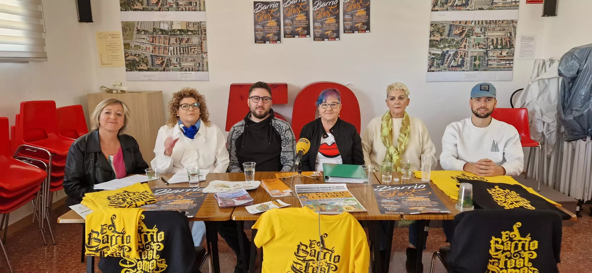 Margarita Alfaro, María Otín, Edgar Camarero, Puri Broto, María Sarsa y Dimas Insa, presentando el Barriofest 2024. Foto Myriam Martínez