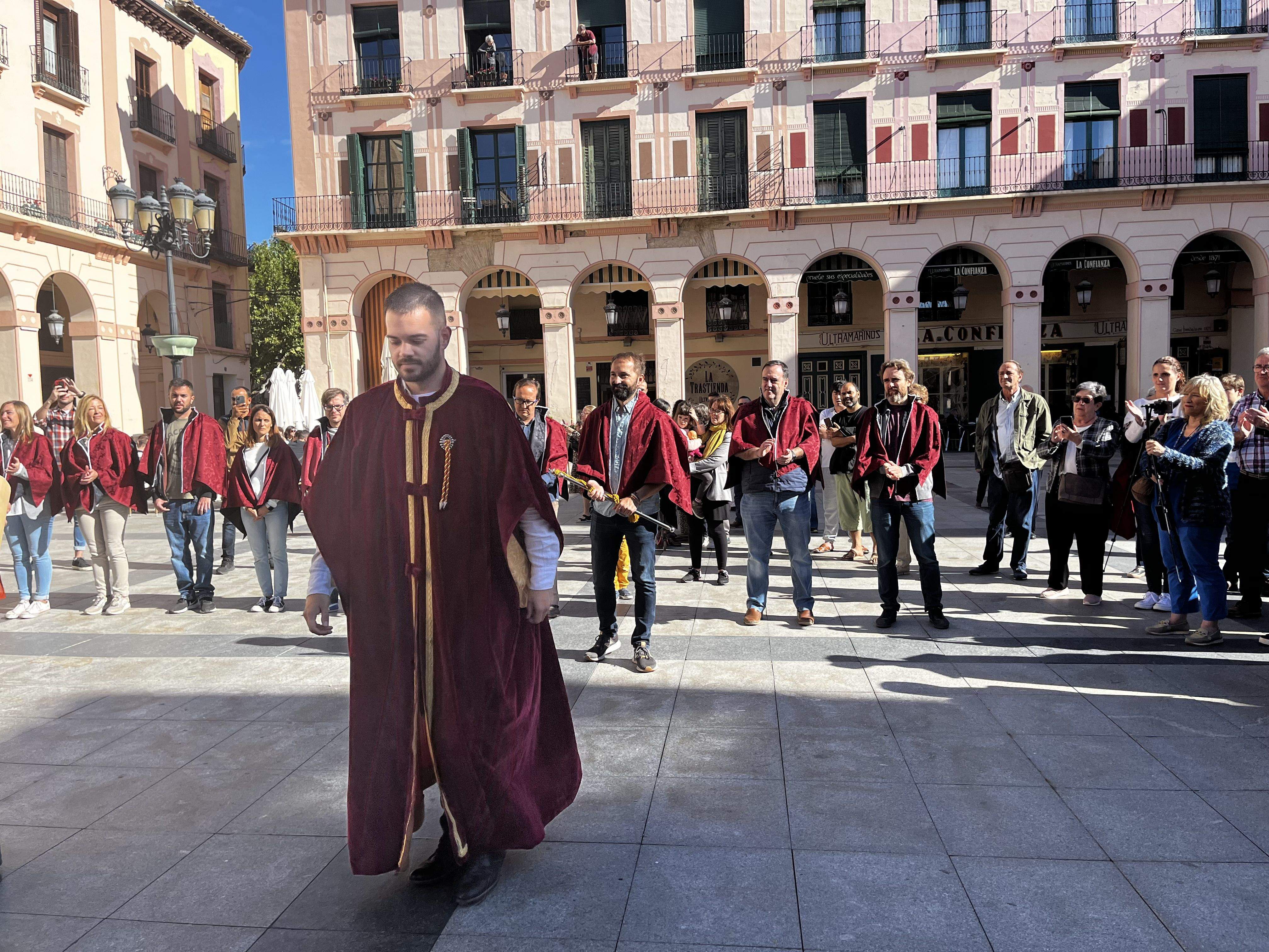 Huesca vuelve al s. XVII con la representación de la elección de los oficios. Foto: Mercedes Manterola 