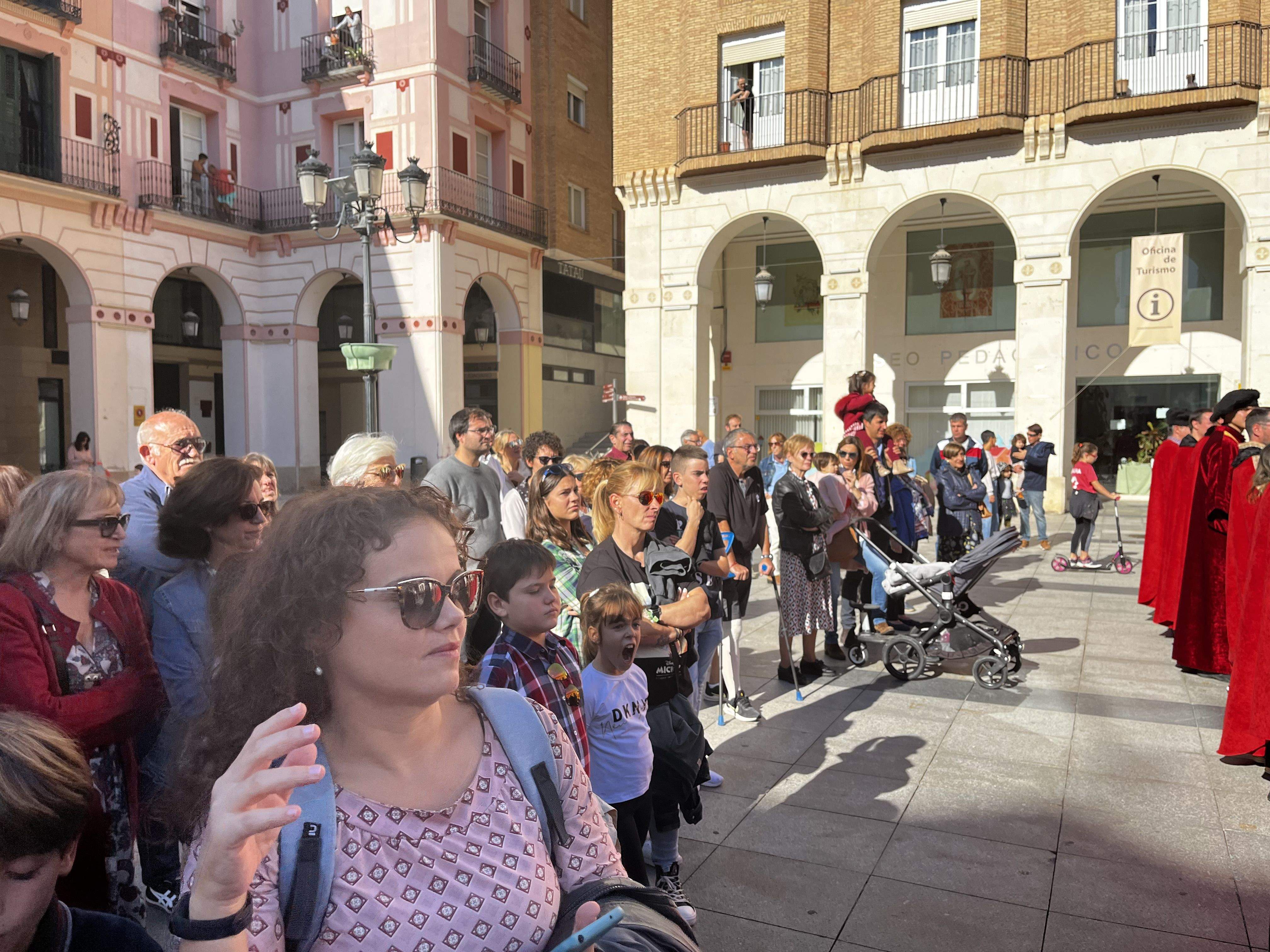 Huesca vuelve al s. XVII con la representación de la elección de los oficios. Foto: Mercedes Manterola 