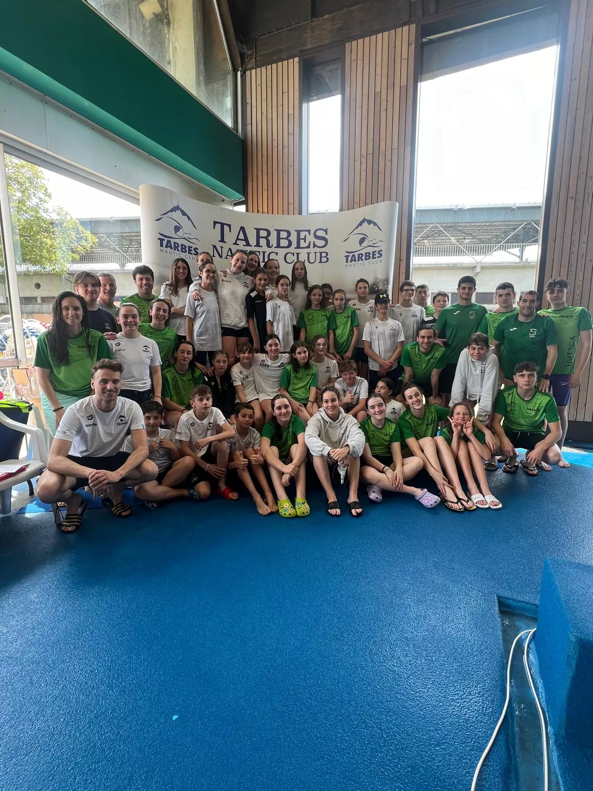 Equipos de Huesca y Tarbes