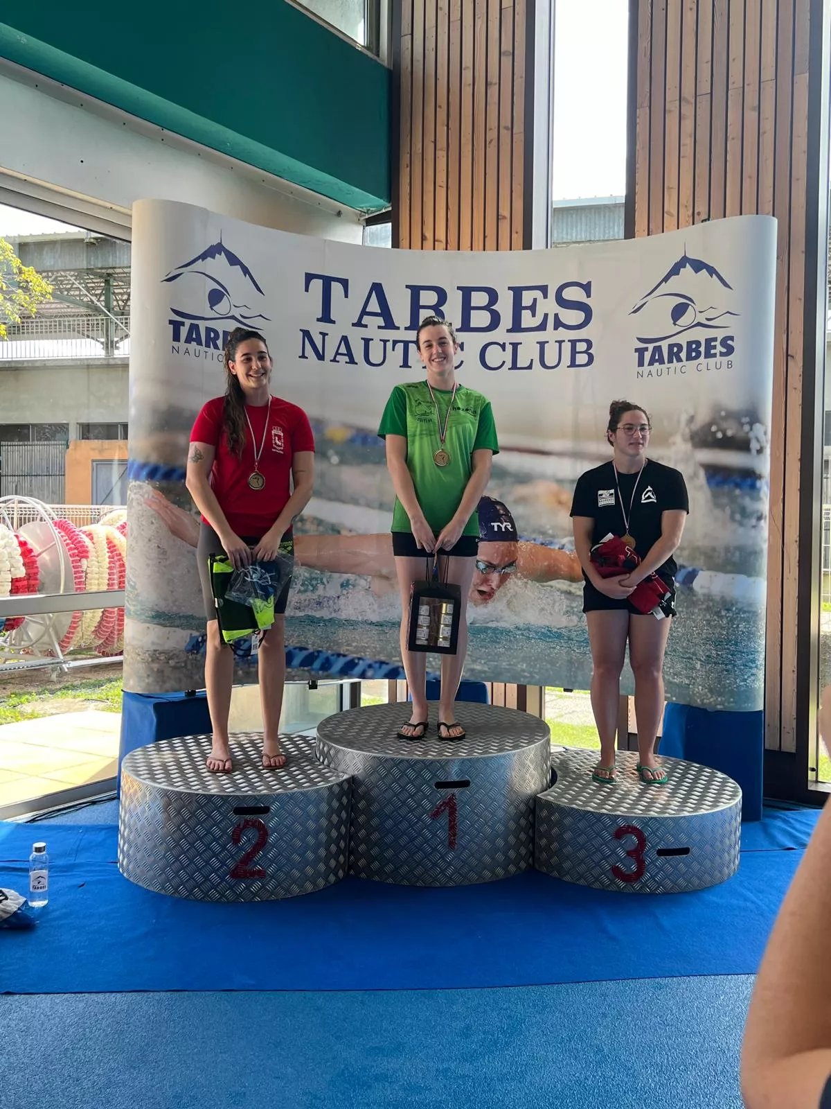 Loreto Serrano en los 50 braza