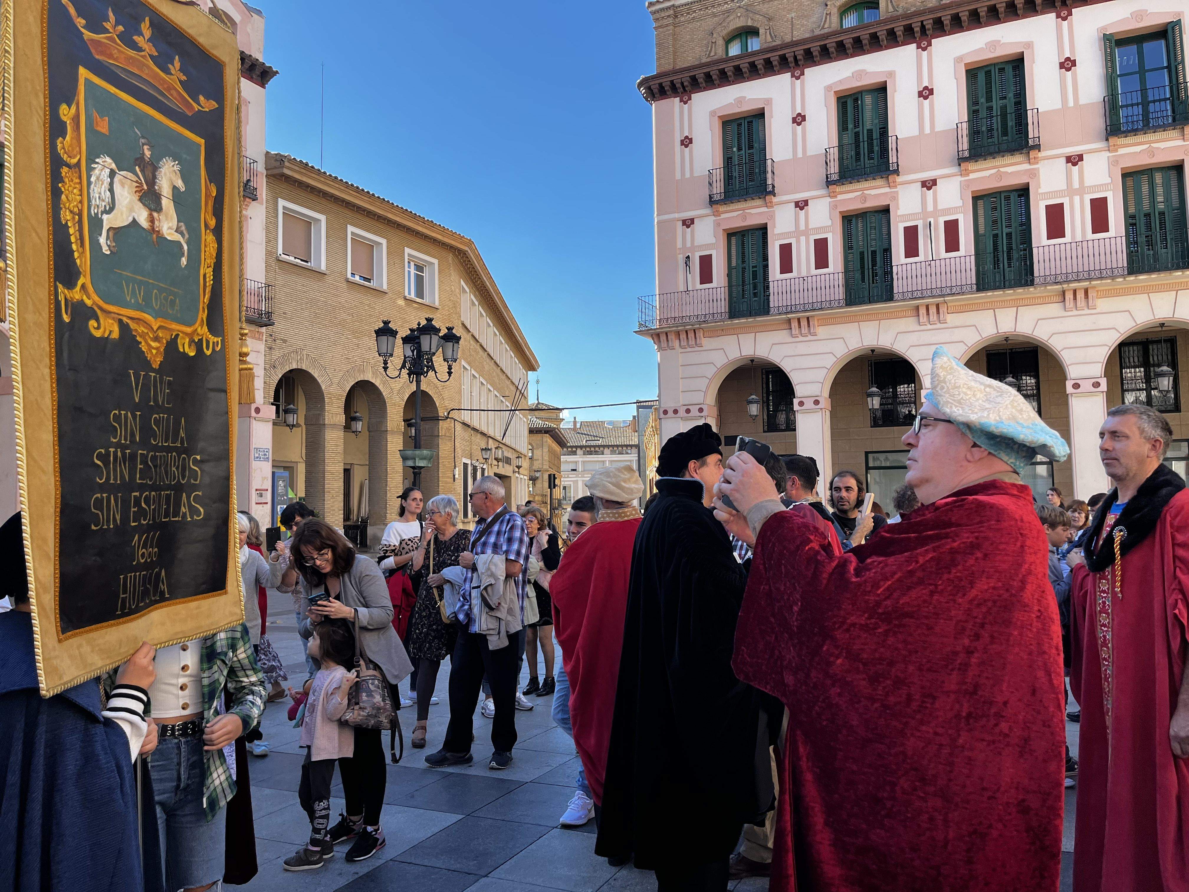 Huesca vuelve al s. XVII con la representación de la elección de los oficios. Foto: Mercedes Manterola 