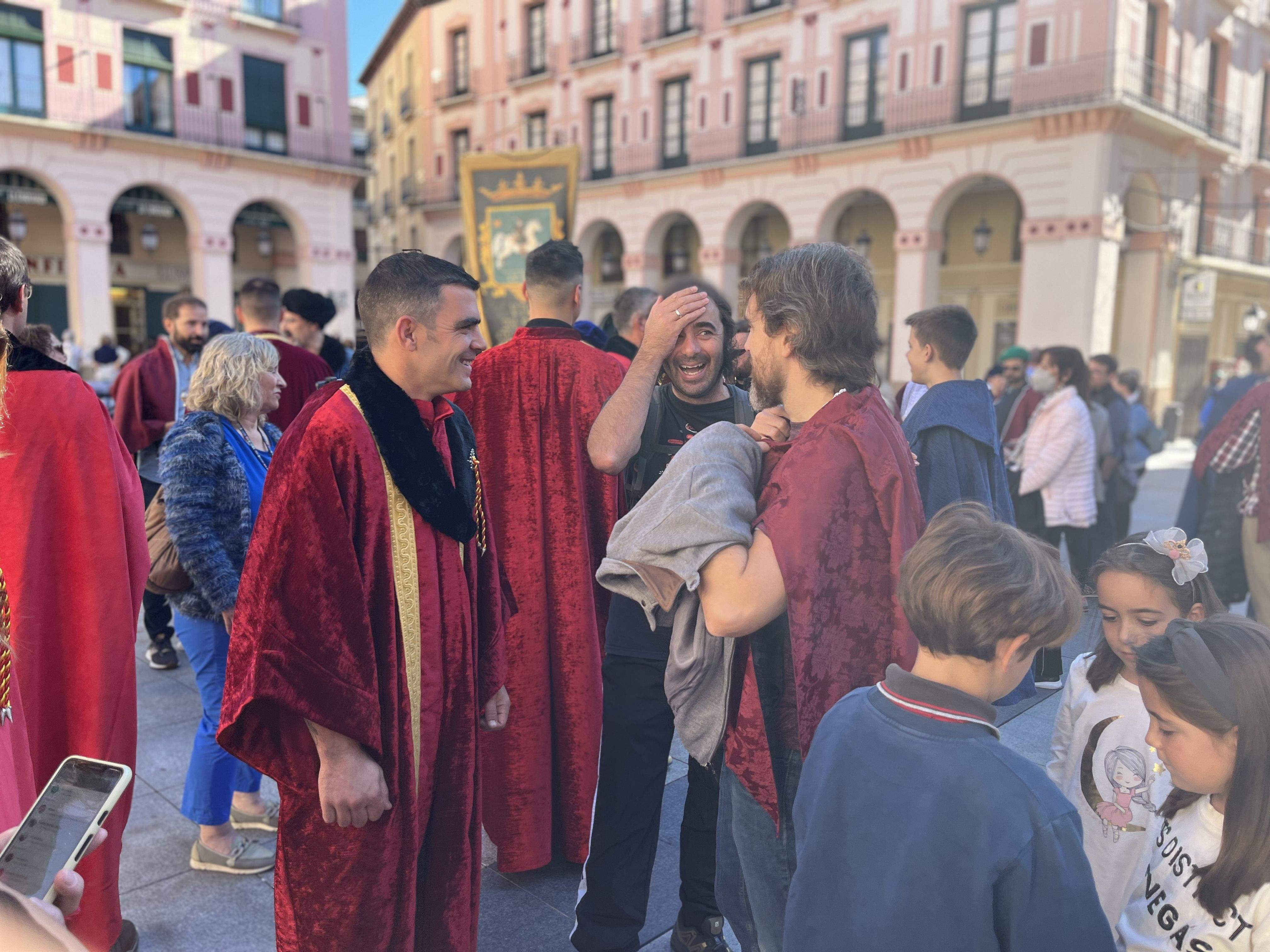 Huesca vuelve al s. XVII con la representación de la elección de los oficios. Foto: Mercedes Manterola 