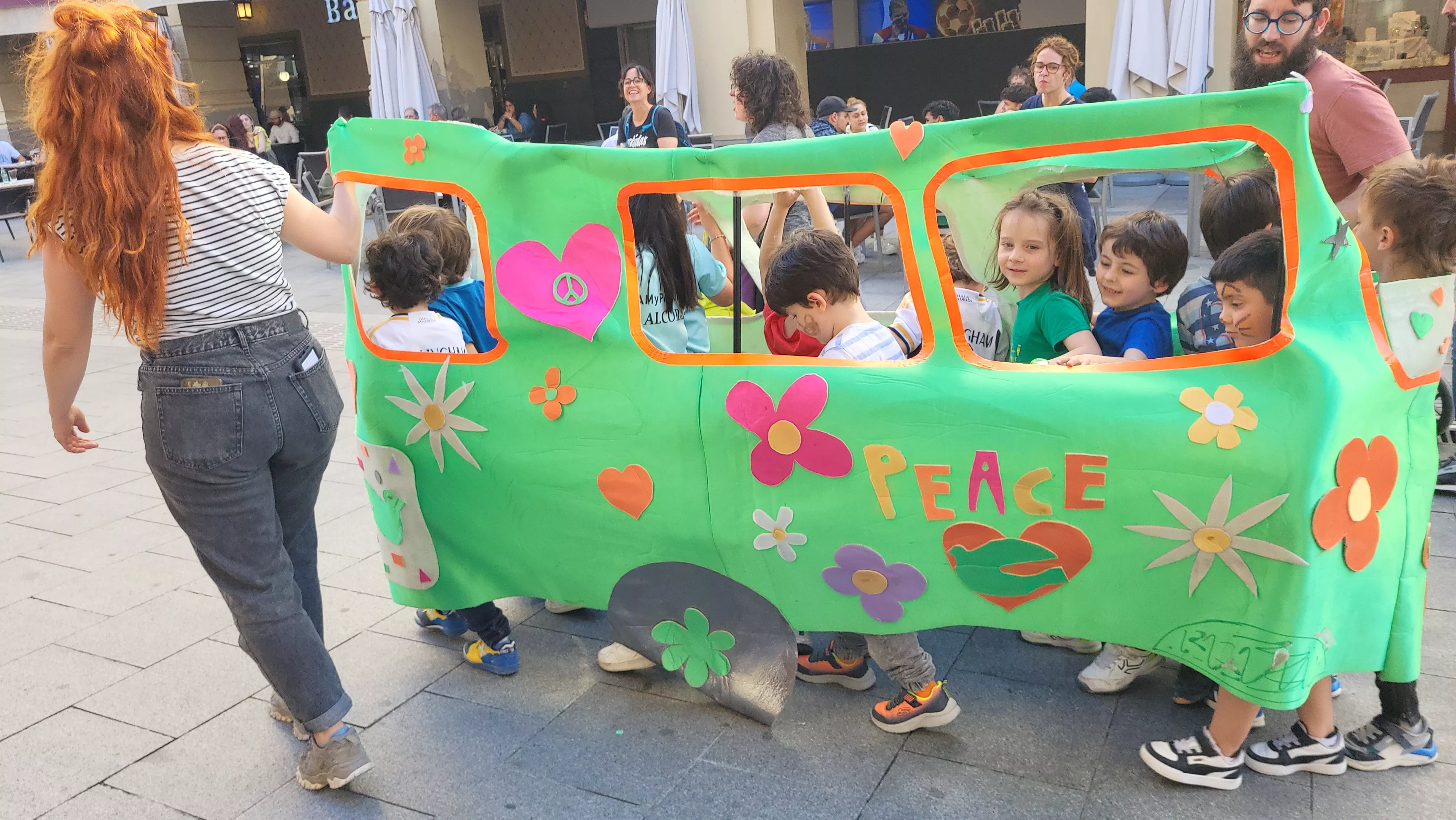 Celebración en Huesca del Día del Juego en la Calle. Foto Mercedes Manterola