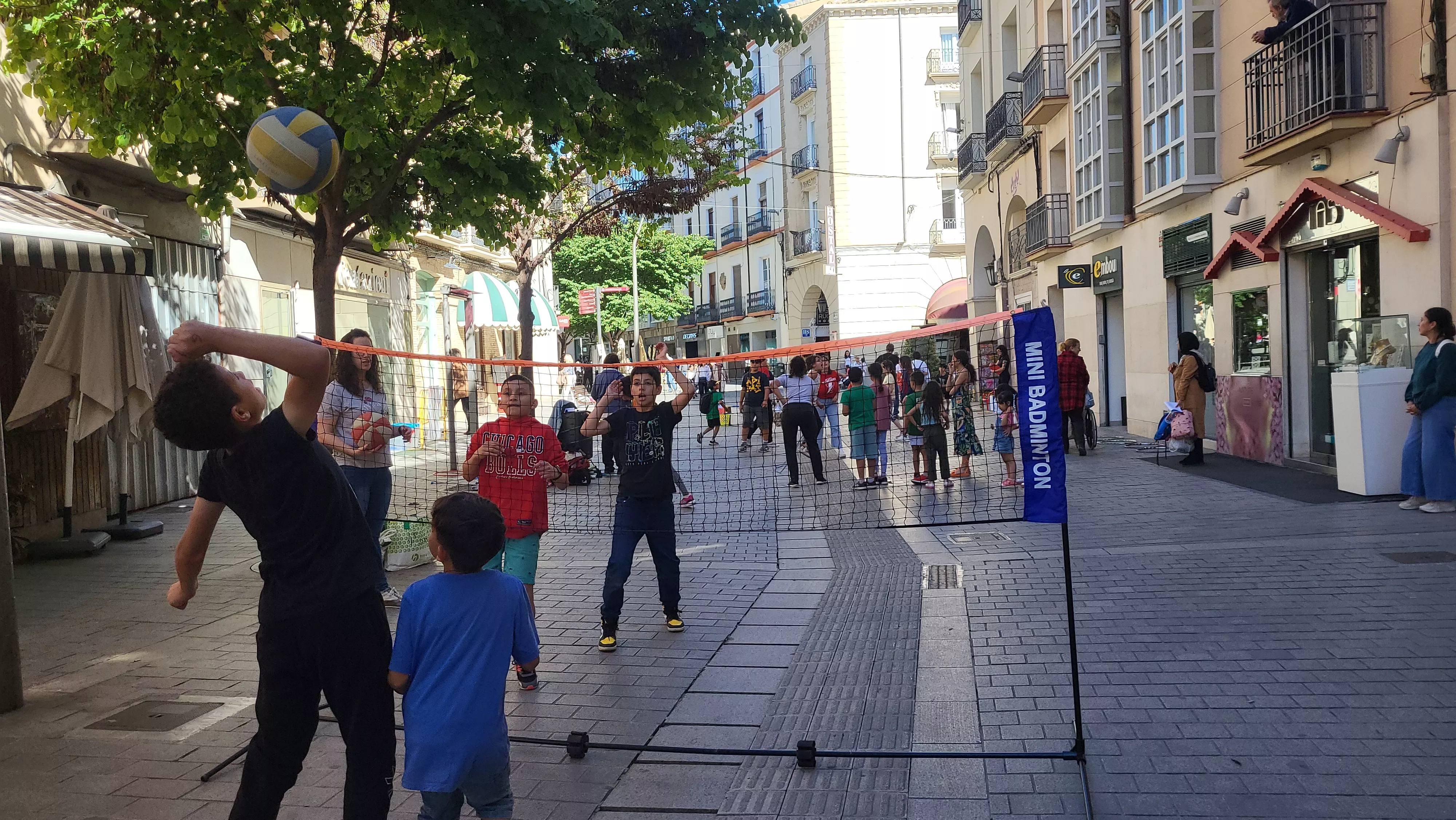 Celebración en Huesca del Día del Juego en la Calle. Foto Mercedes Manterola