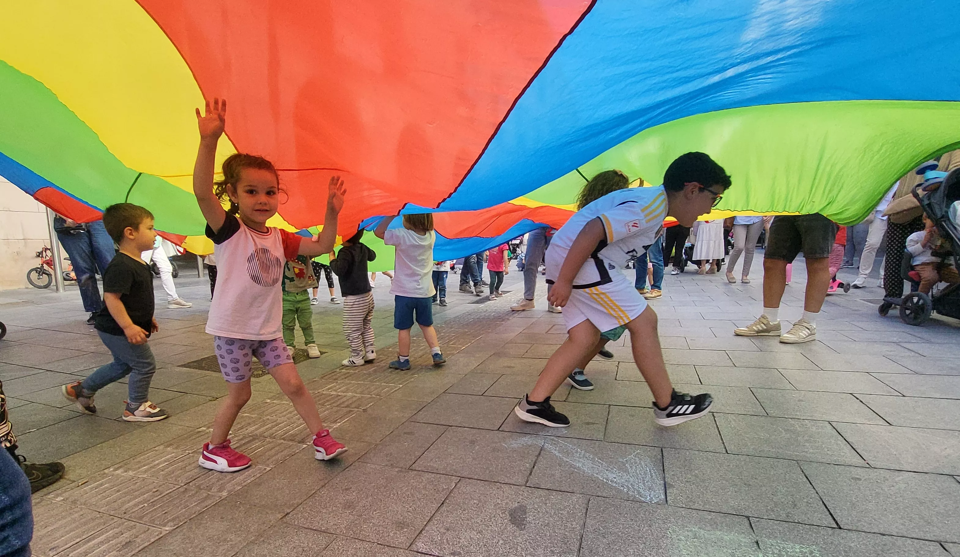 Celebración en Huesca del Día del Juego en la Calle. Foto Mercedes Manterola