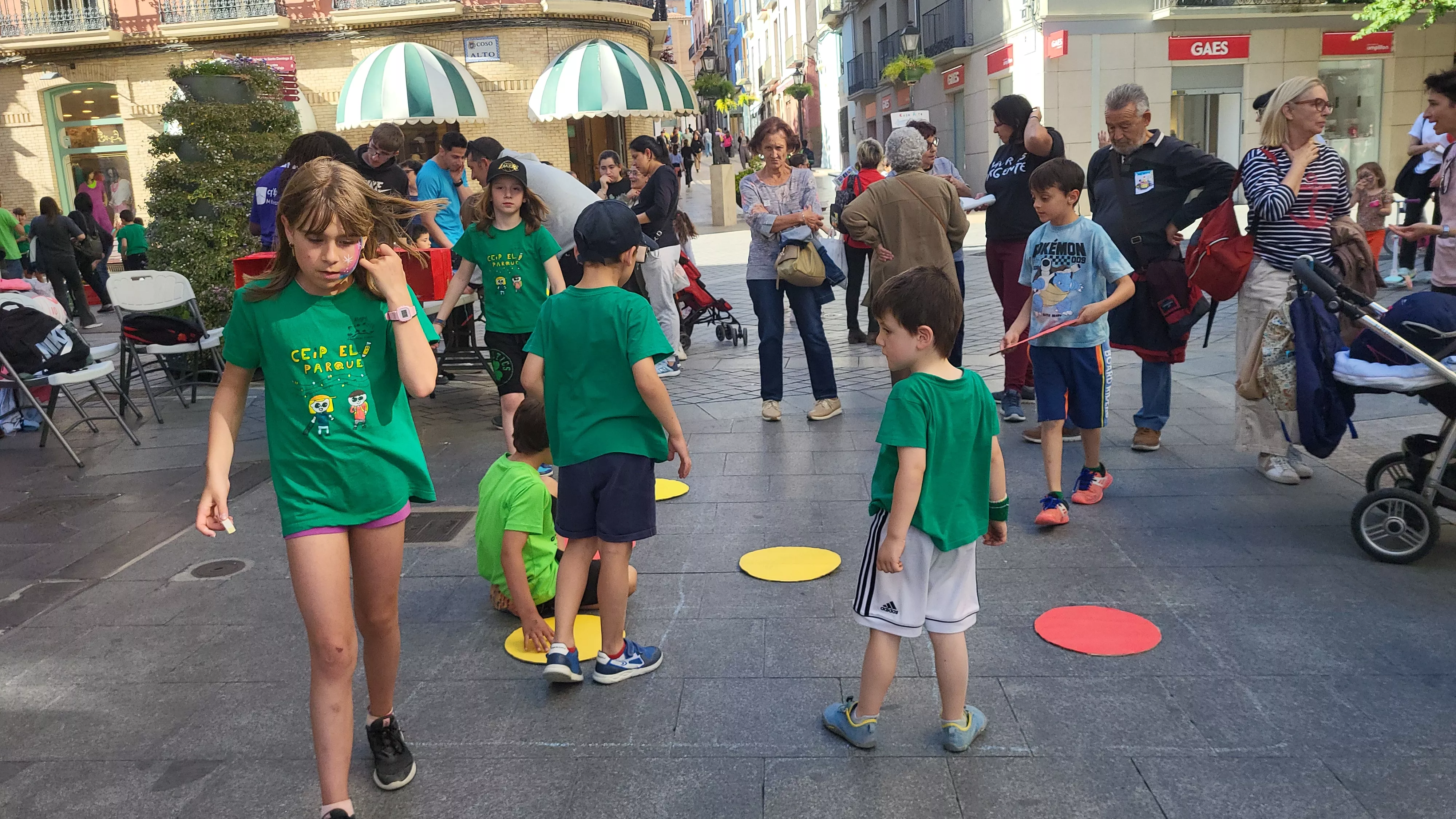 Celebración en Huesca del Día del Juego en la Calle. Foto Mercedes Manterola
