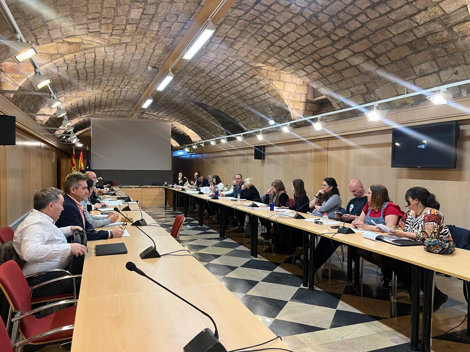 Mesa sectorial de Educación celebrada en el edificio Pignatelli.