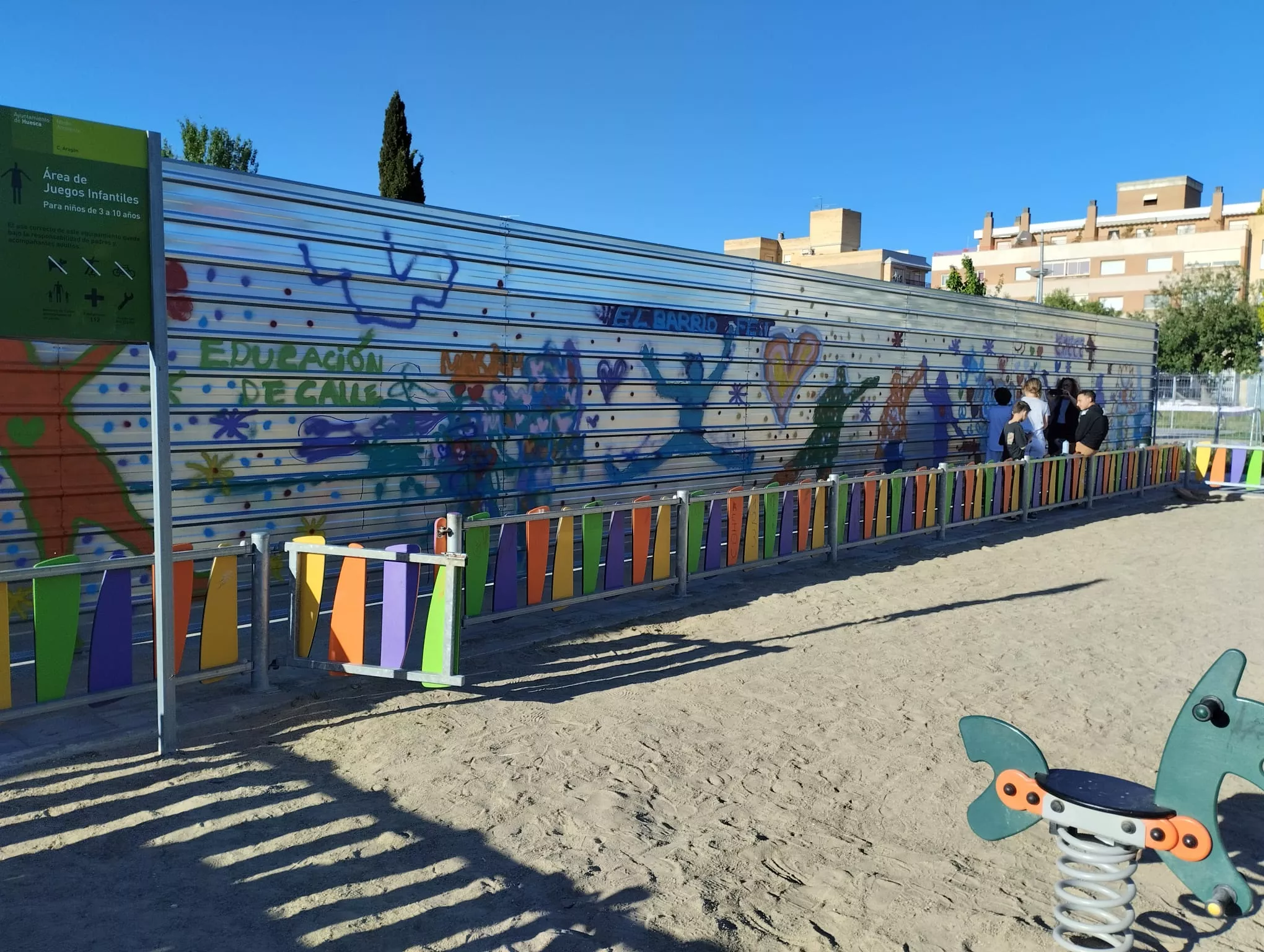 Mural colaborativo de Barriofest 2024. 