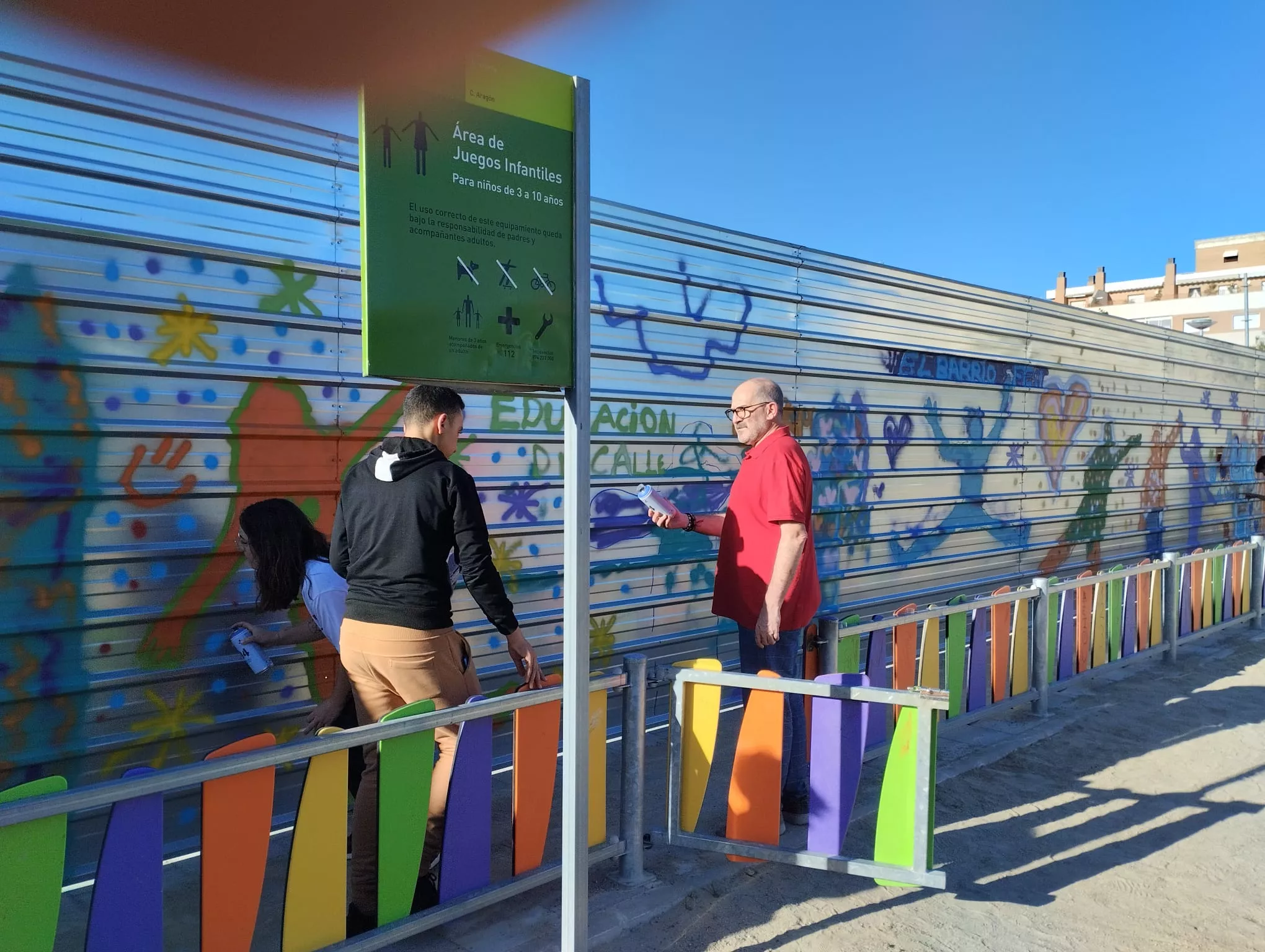 Mural colaborativo de Barriofest 2024. 