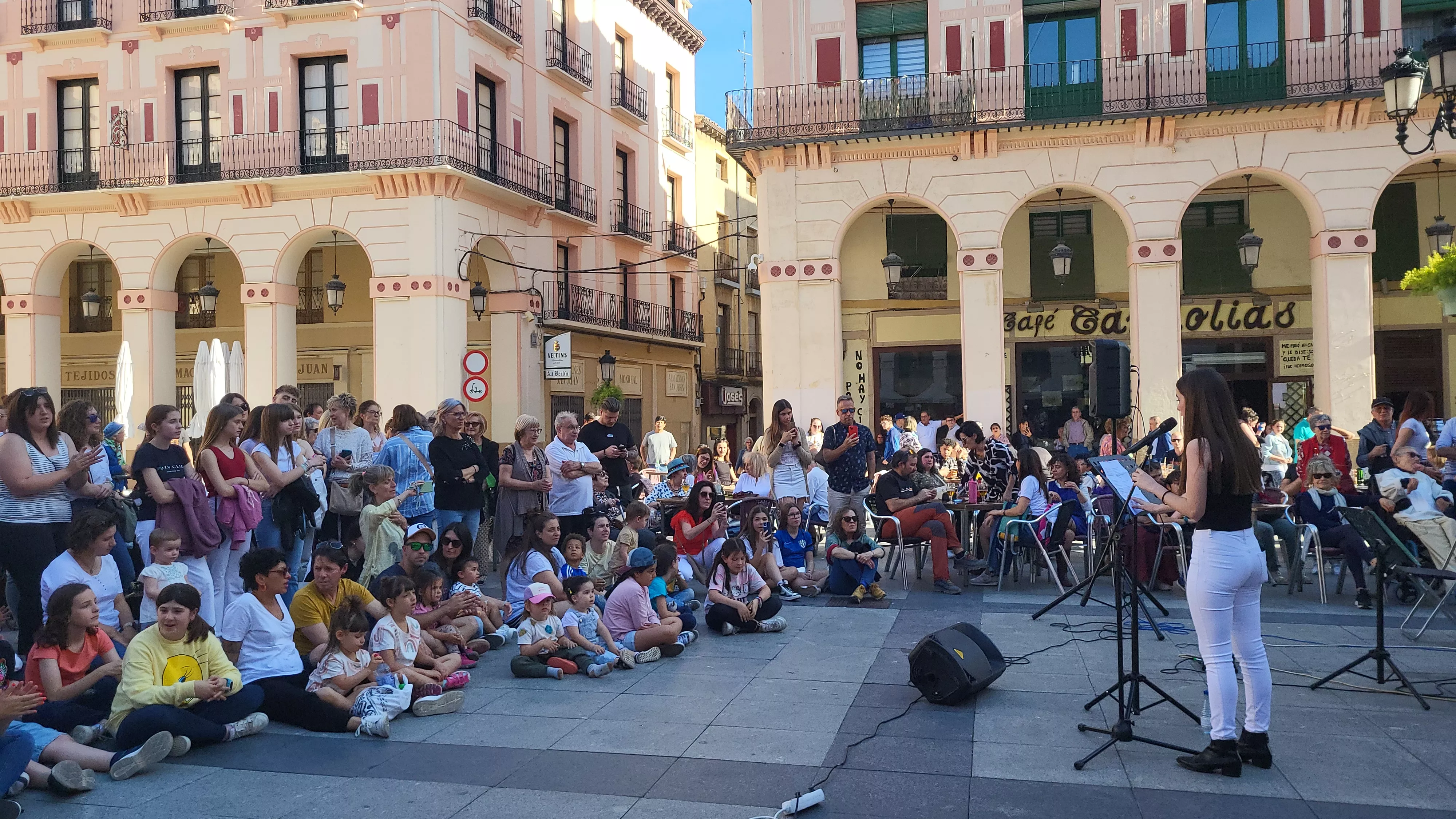  Festival de Moda Re- en la plaza López Allué de Huesca. Foto Mercedes Manterola