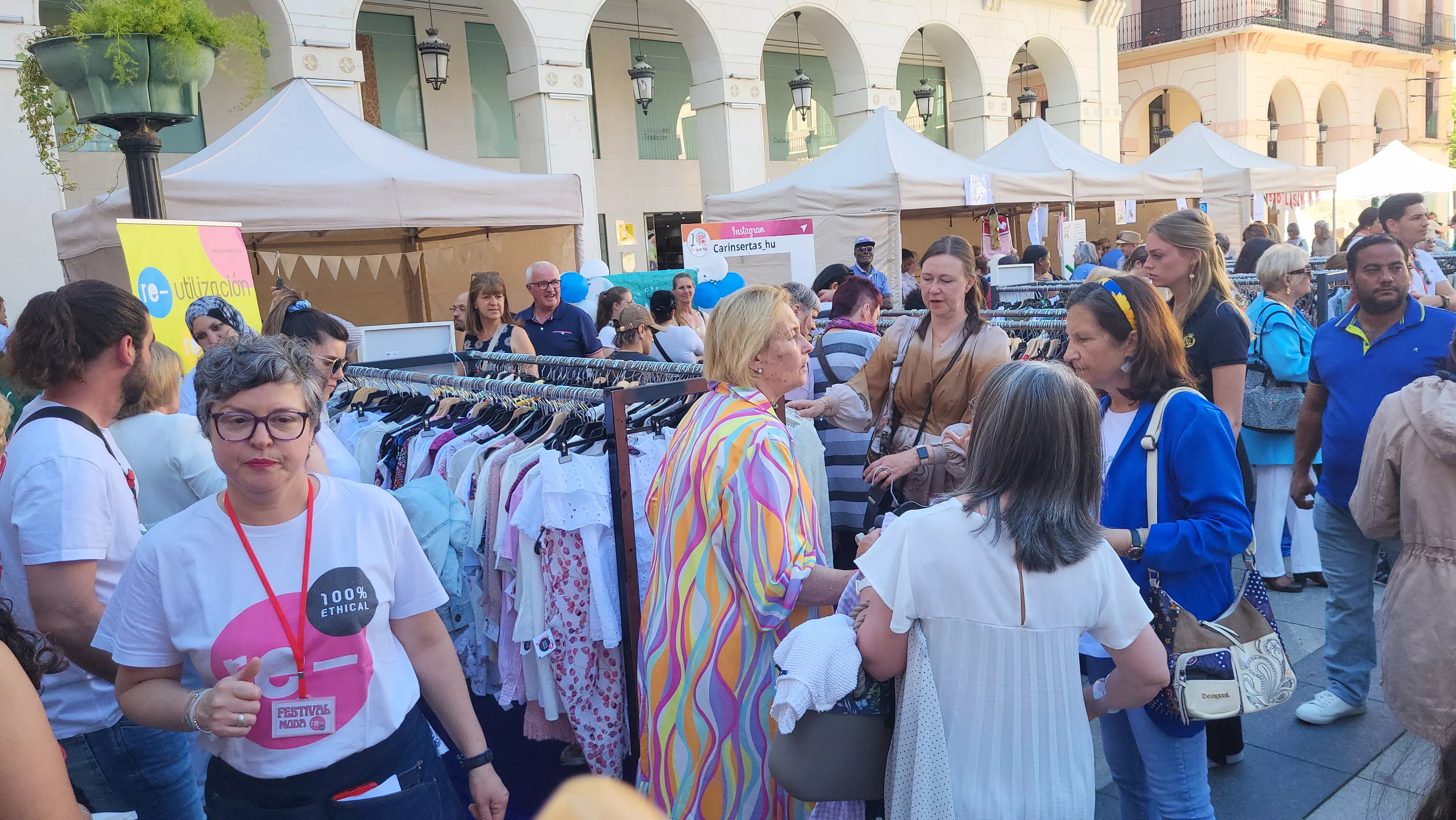  Festival de Moda Re- en la plaza López Allué de Huesca. Foto Mercedes Manterola