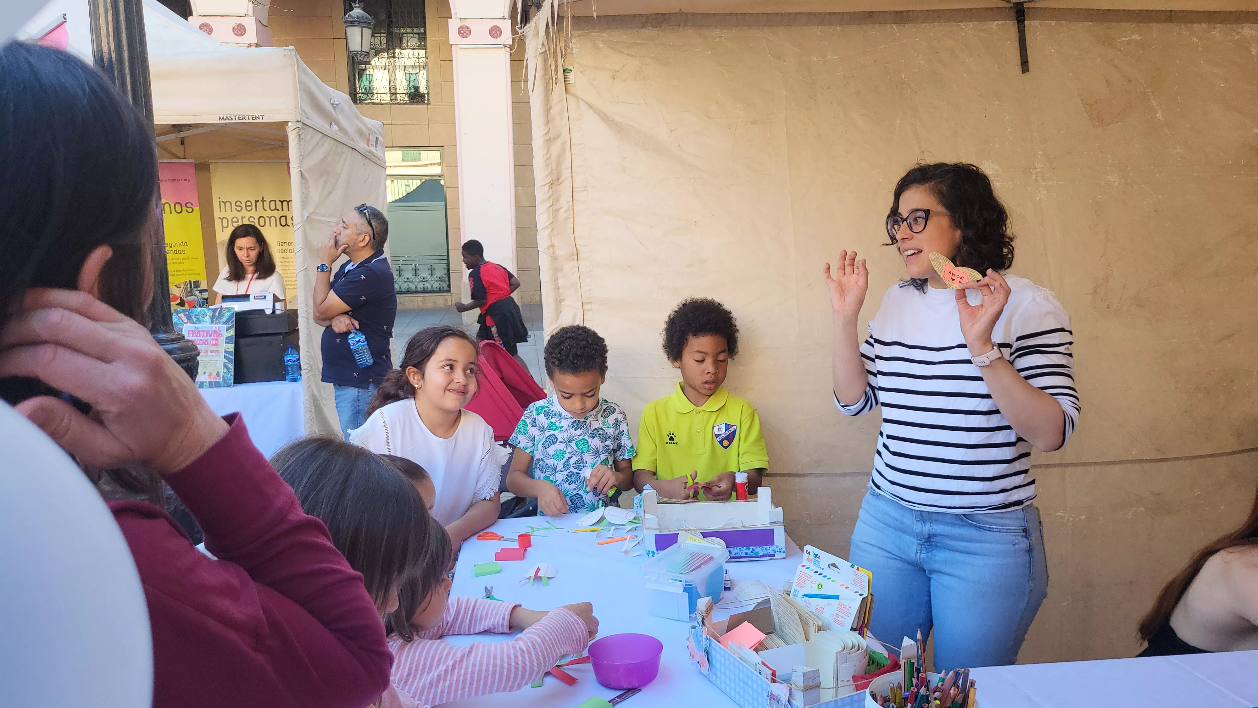  Festival de Moda Re- en la plaza López Allué de Huesca. Foto Mercedes Manterola