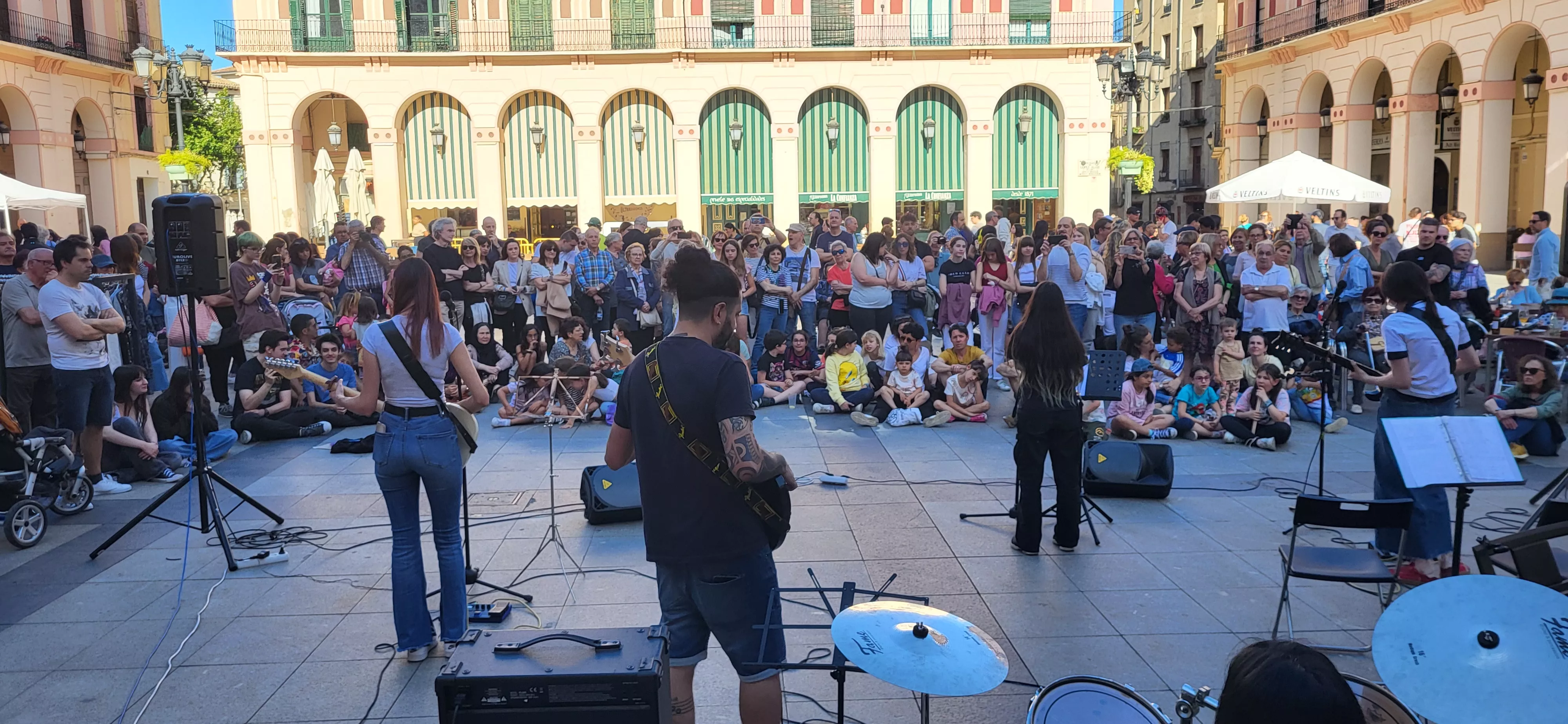  Festival de Moda Re- en la plaza López Allué de Huesca. Foto Mercedes Manterola