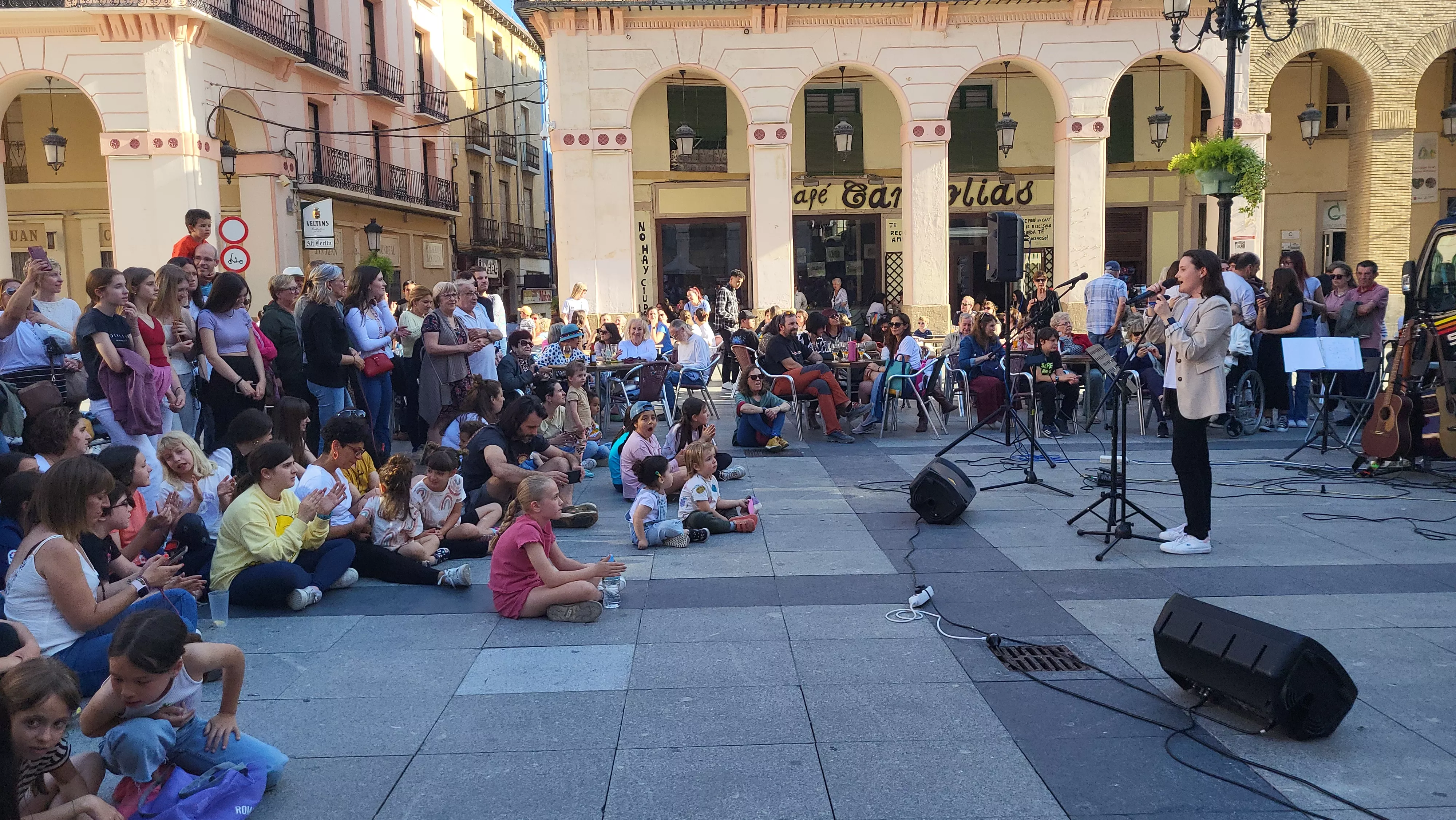  Festival de Moda Re- en la plaza López Allué de Huesca. Foto Mercedes Manterola