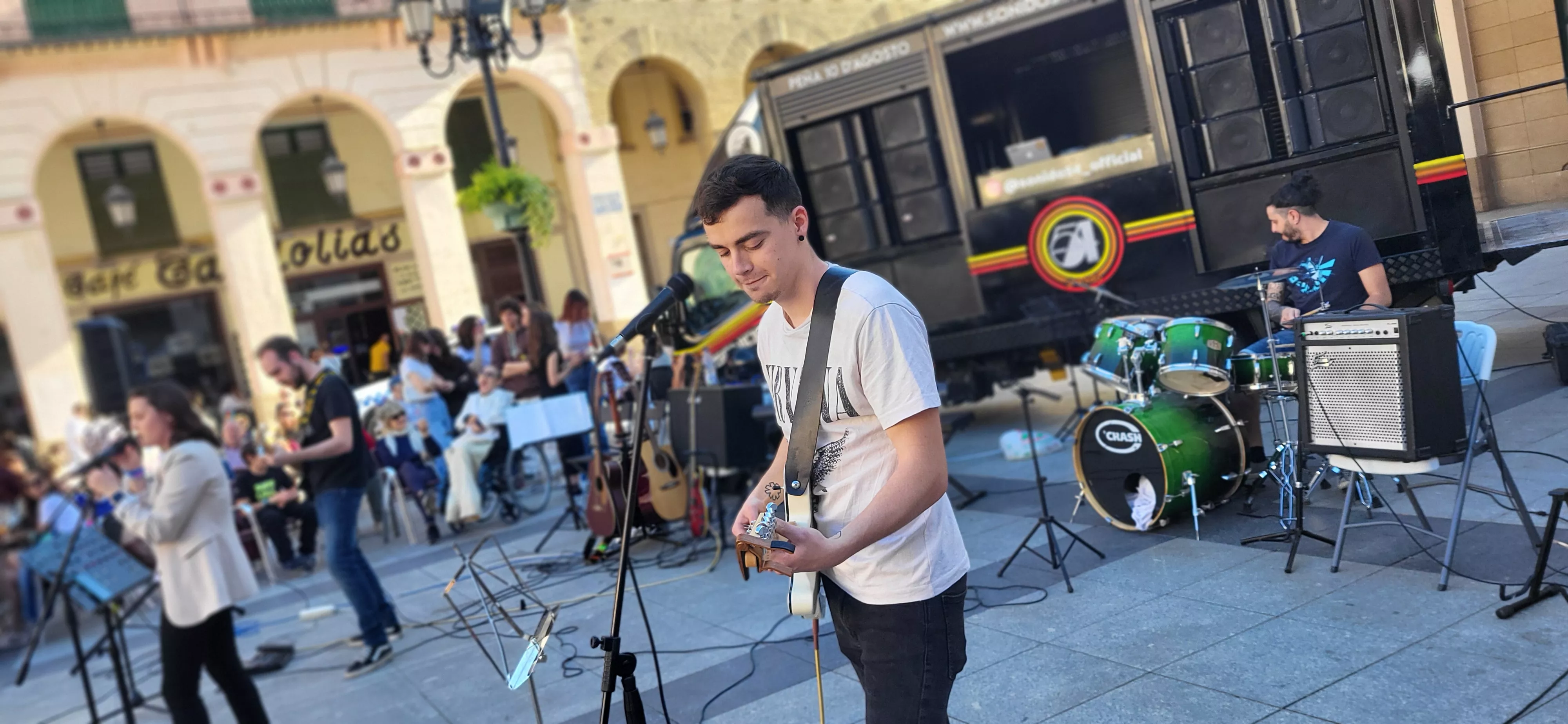  Festival de Moda Re- en la plaza López Allué de Huesca. Foto Mercedes Manterola