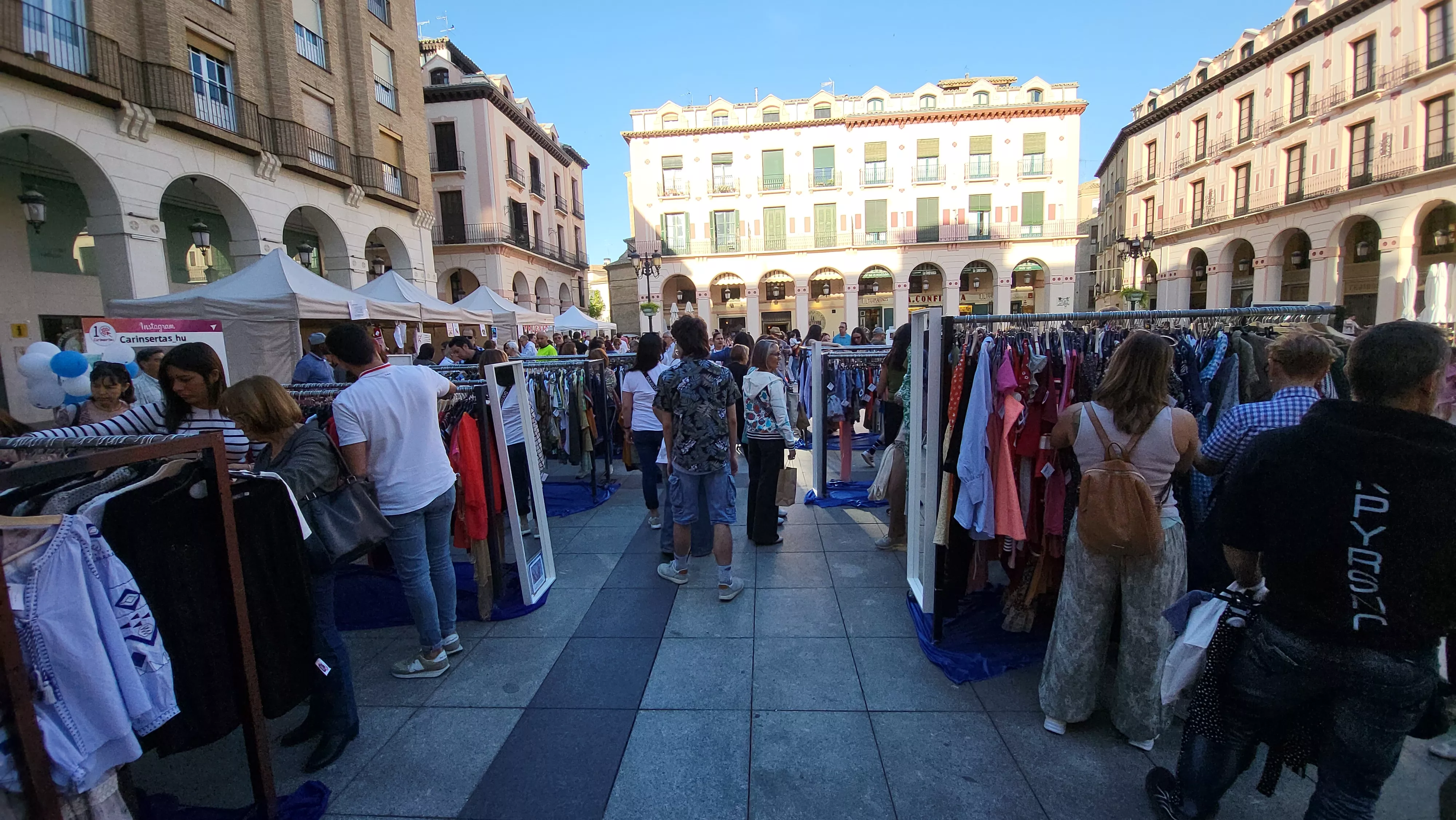  Festival de Moda Re- en la plaza López Allué de Huesca. Foto Mercedes Manterola
