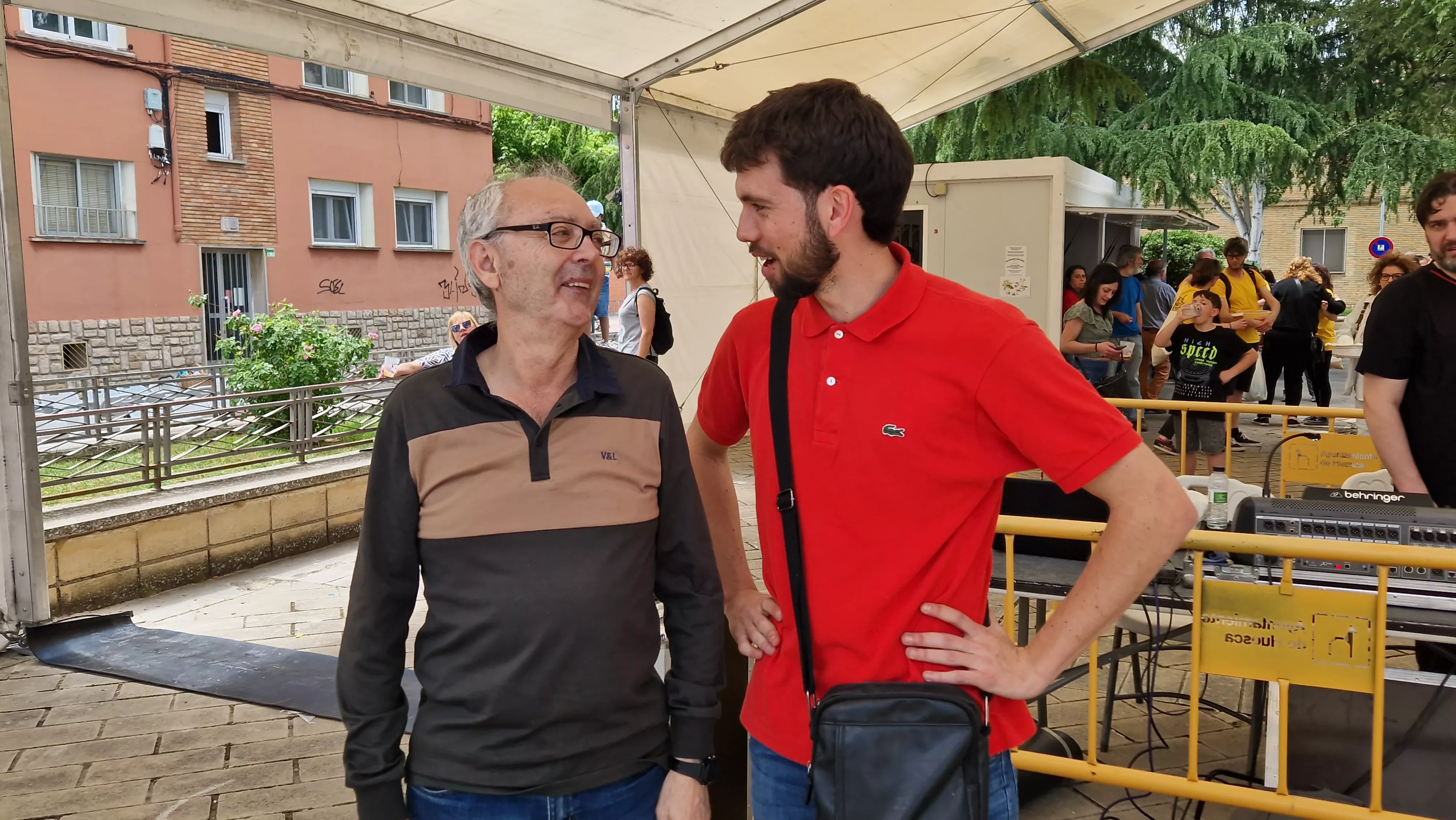 Prolegómenos de la comida popular del Barriofest 2024. Foto Myriam Martínez