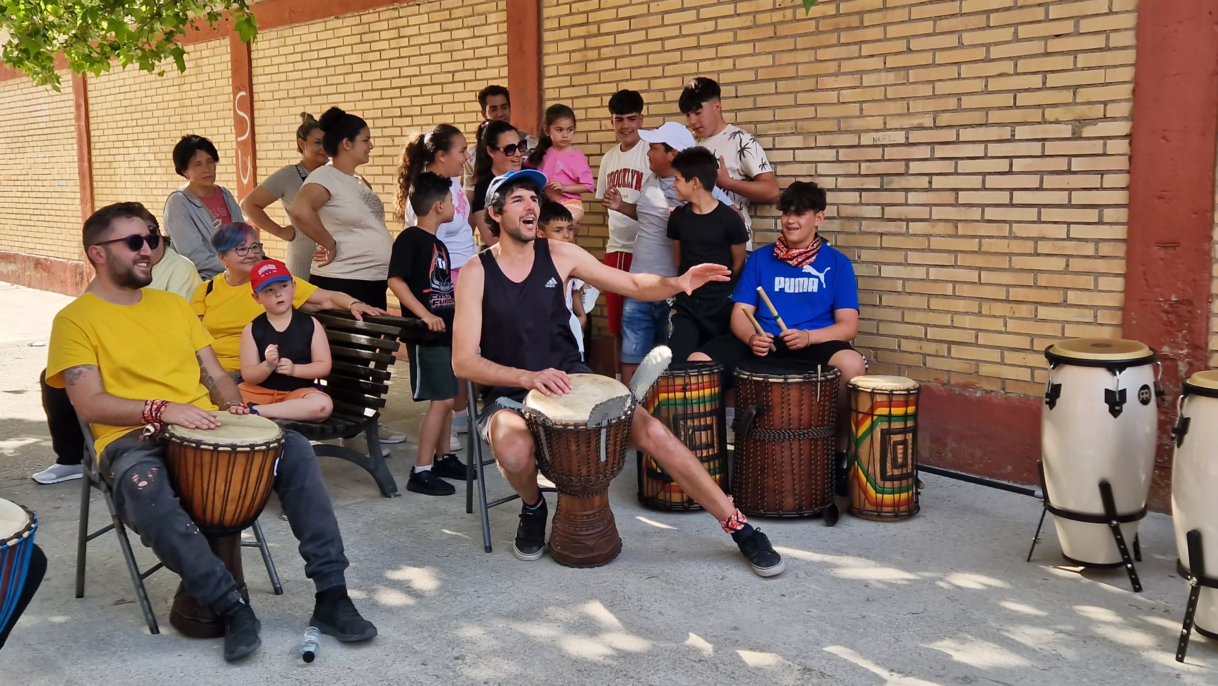 Los "africanos" de Barriofest. Foto Myriam Martínez