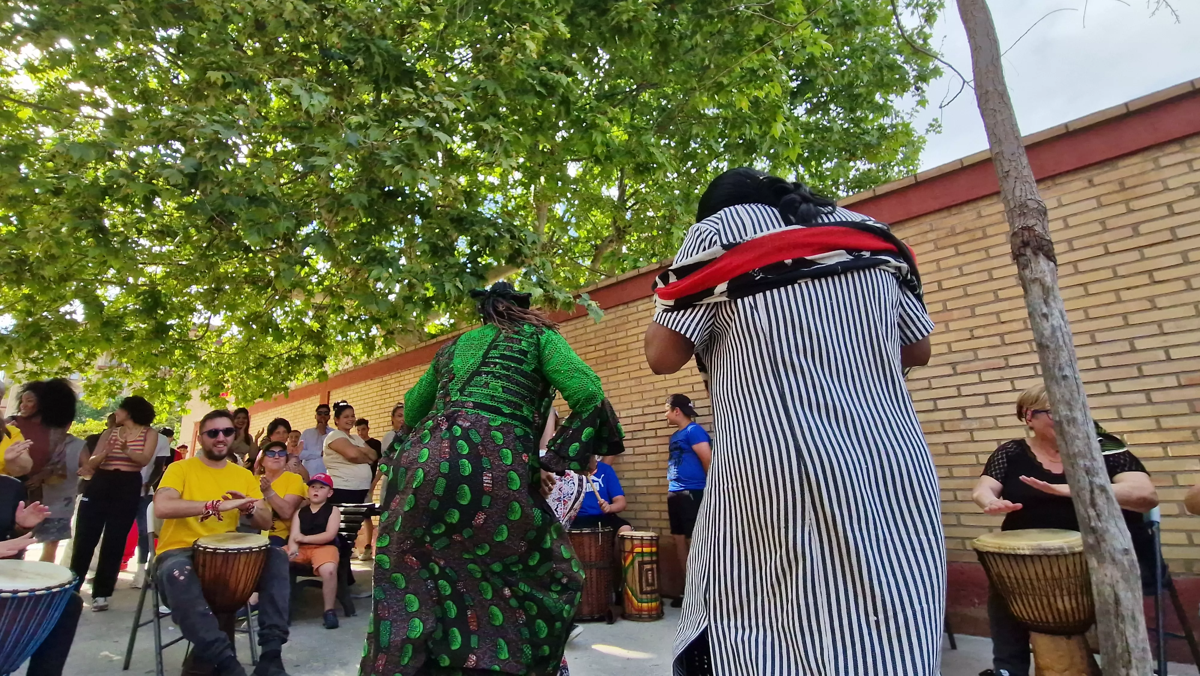 Los "africanos" de Barriofest. Foto Myriam Martínez