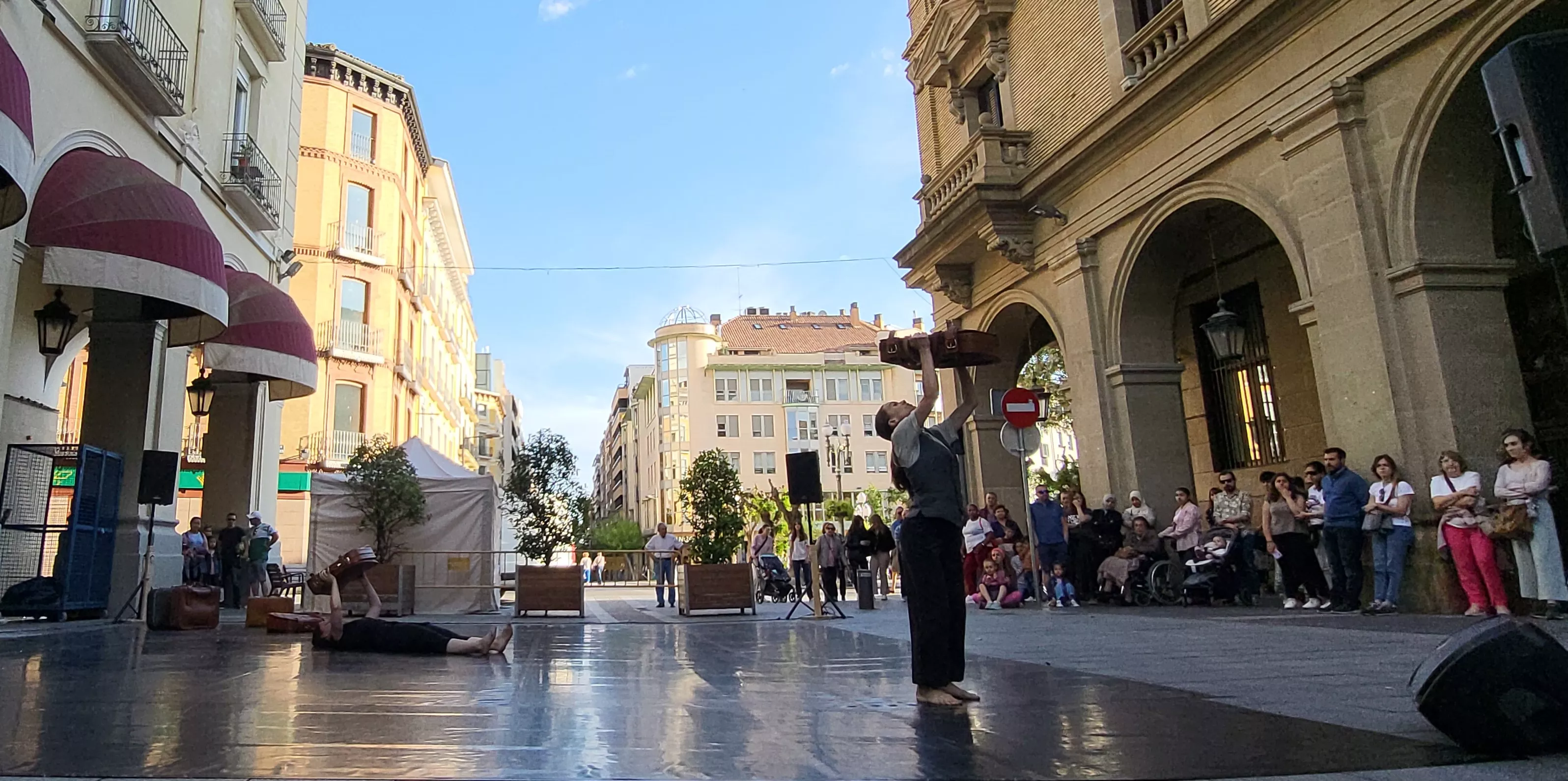Los Porches de Galicia se llenan de baile con el programa Danza y Ciudad. Foto Mercedes Manterola