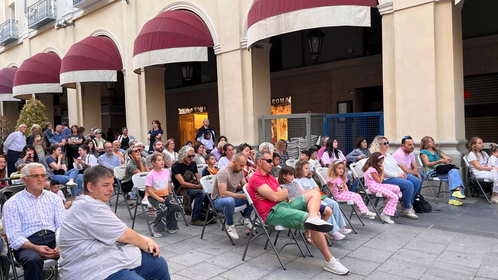 Los Porches de Galicia se llenan de baile con el programa Danza y Ciudad. Foto Mercedes Manterola