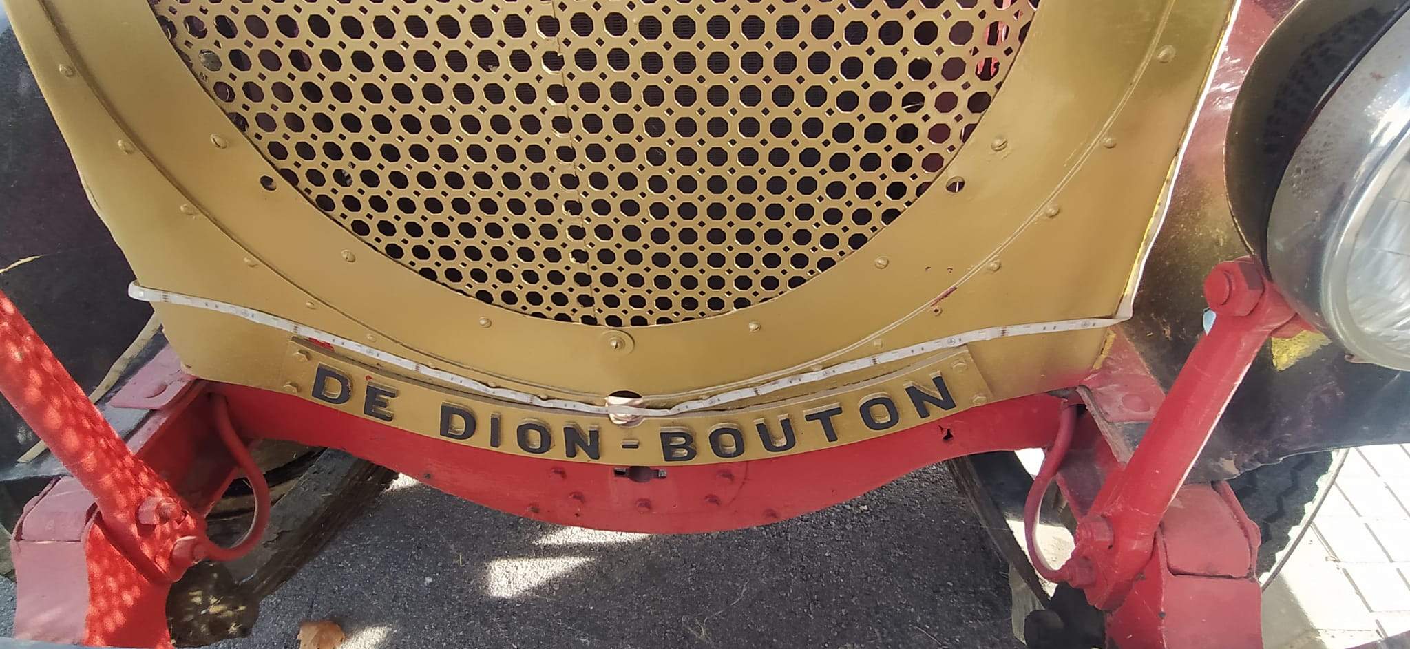 Camión De Dion Bouton, HU 343, matriculado el 31 de marzo de 1923. Foto Joaquín Santafé