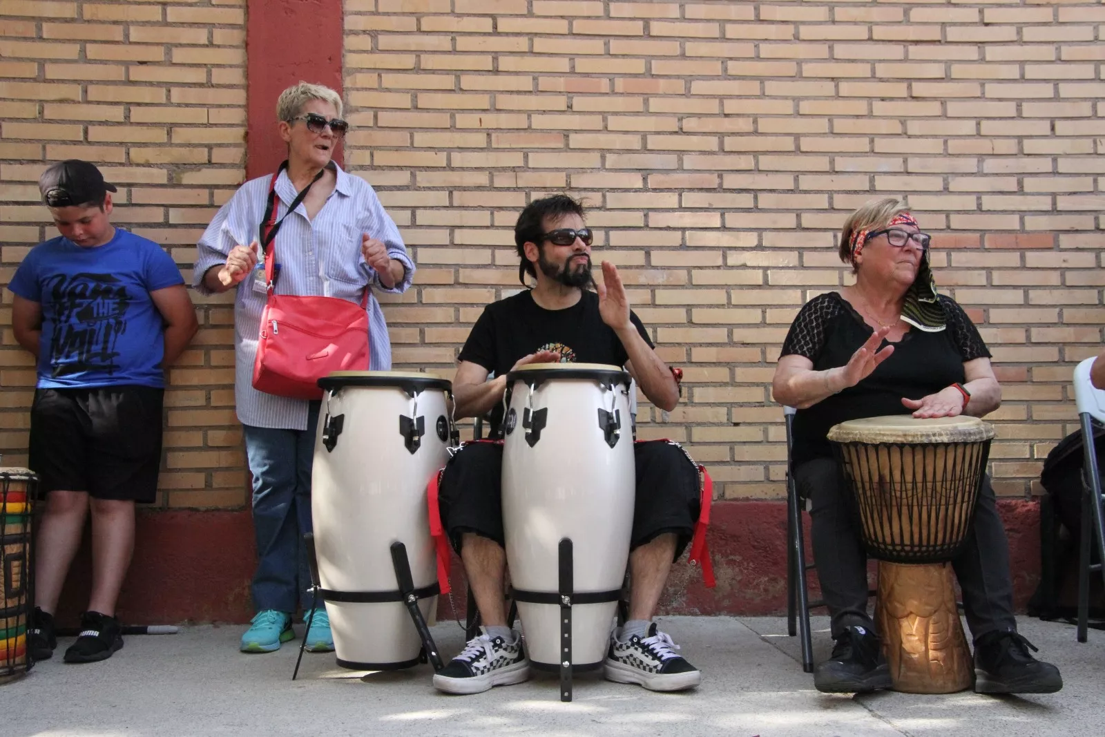 Los "africanos" de Barriofest. Foto Carlos Neofato