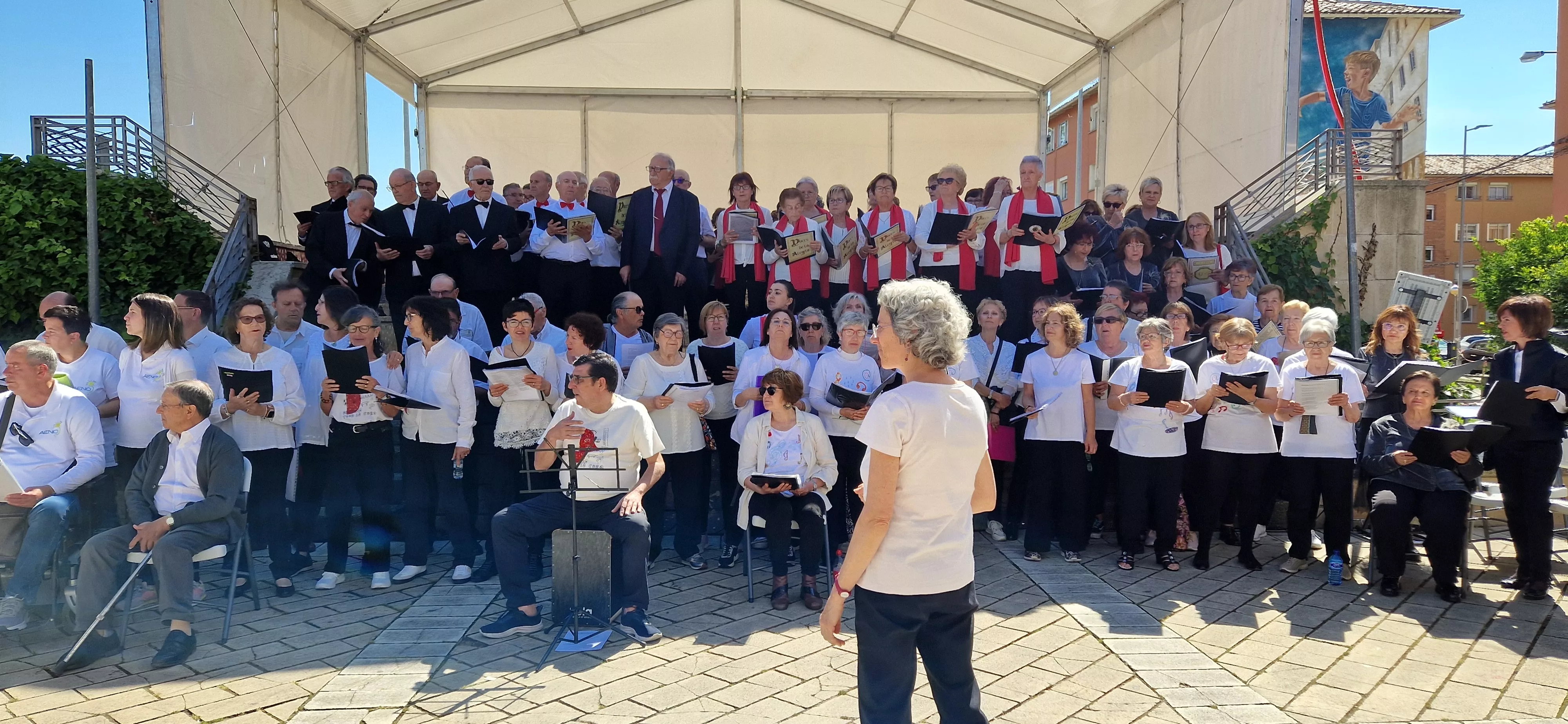 Concierto multicoral en Barriofest 2024. Foto Myriam Martínez