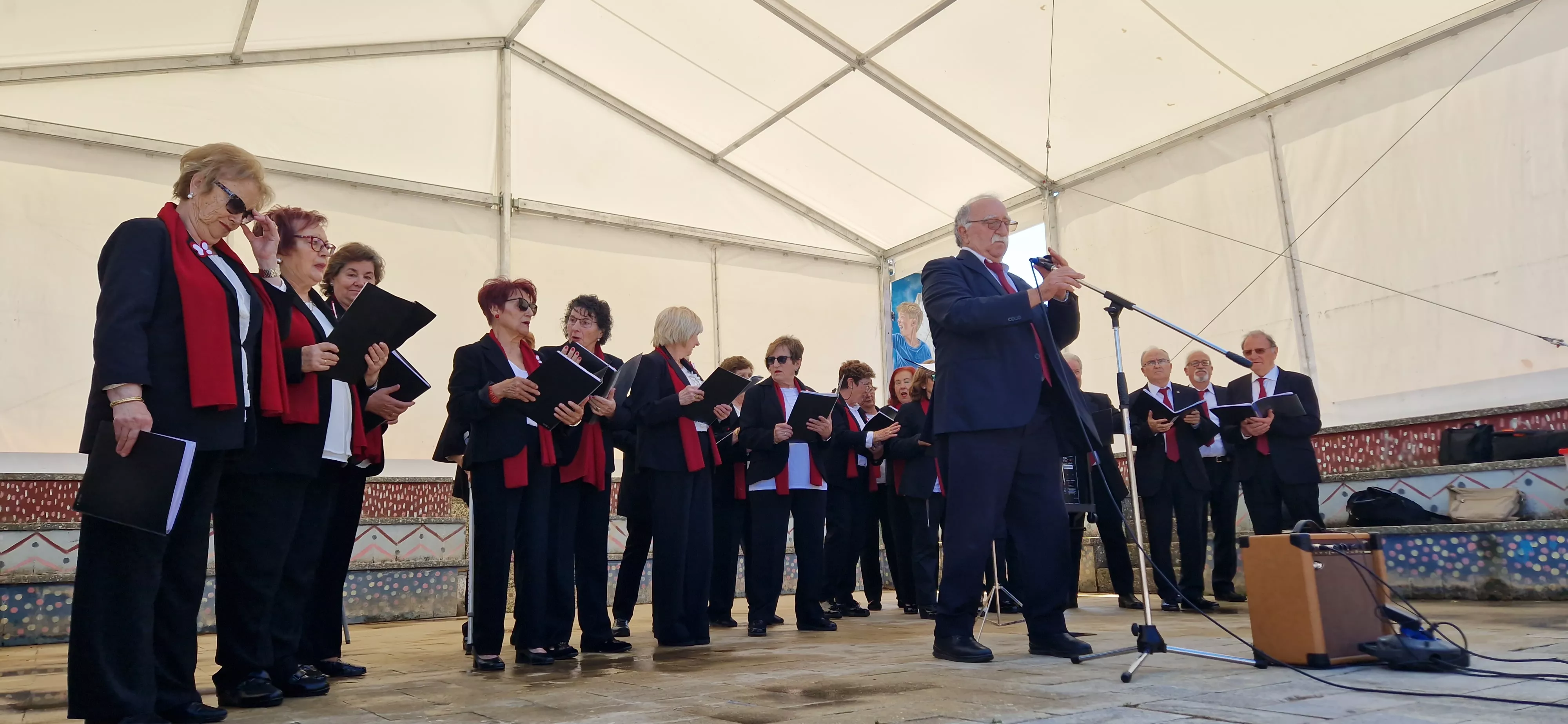 Concierto multicoral en Barriofest 2024. Foto Myriam Martínez