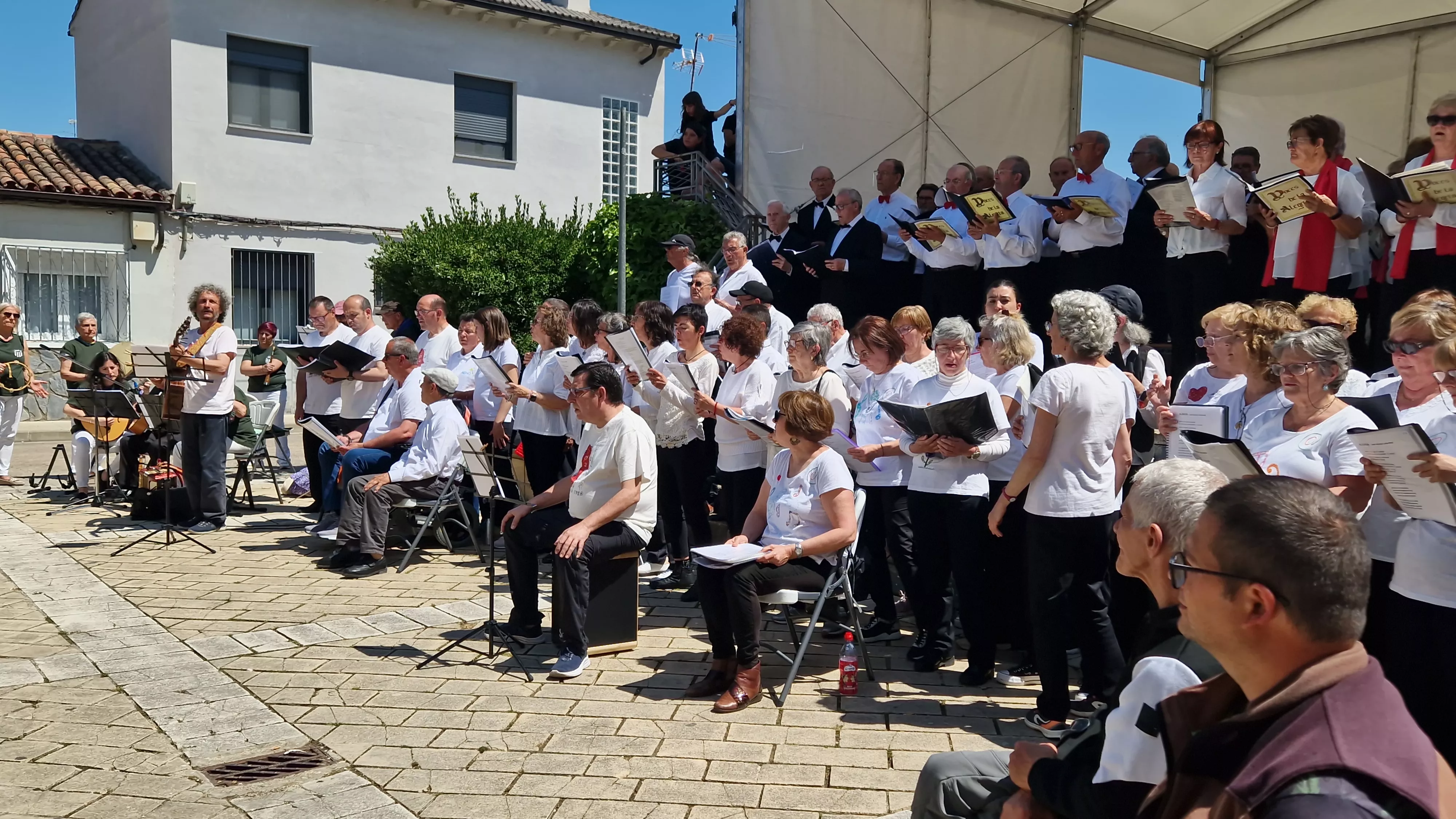 Concierto multicoral en Barriofest 2024. Foto Myriam Martínez