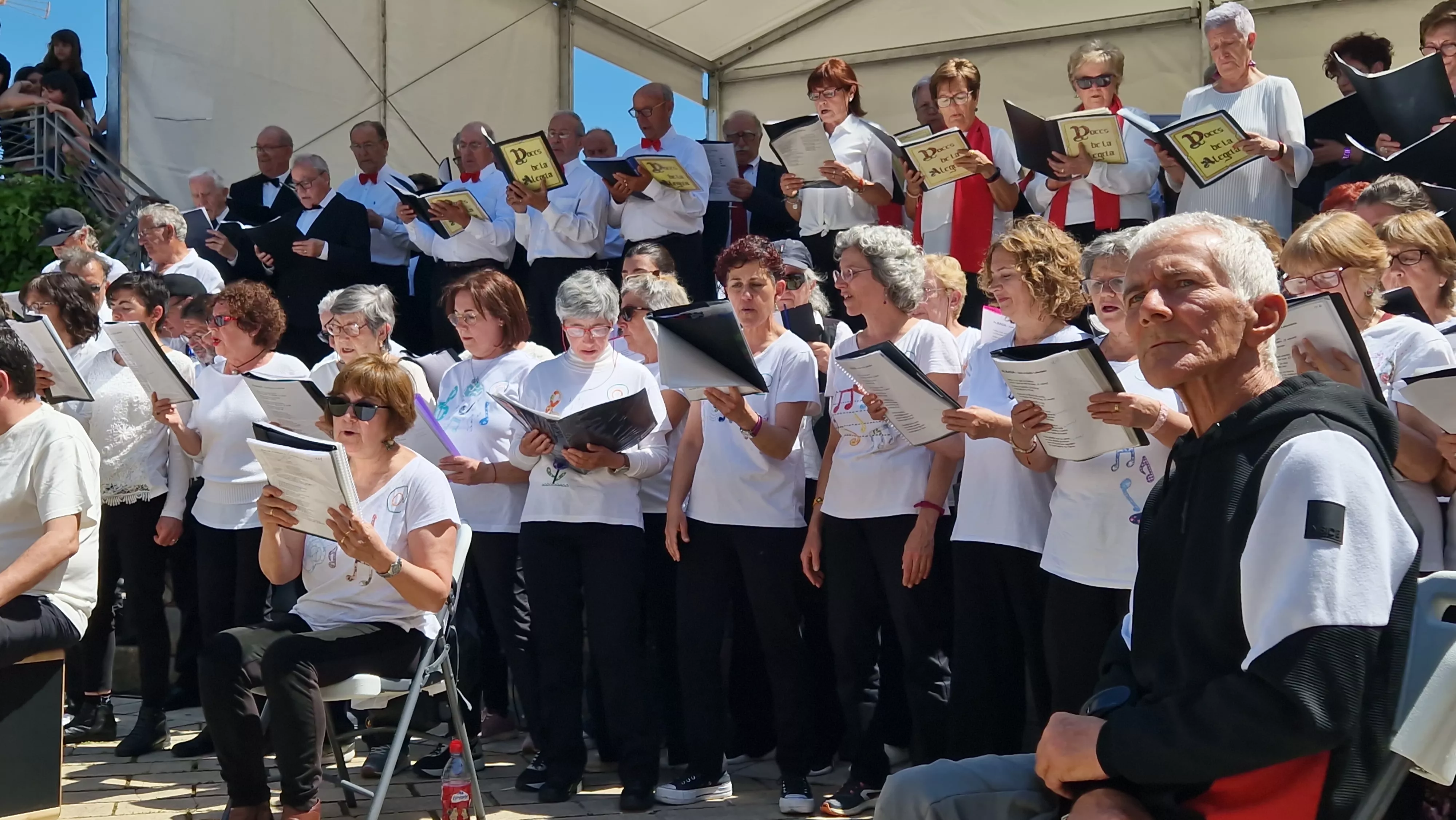 Concierto multicoral en Barriofest 2024. Foto Myriam Martínez