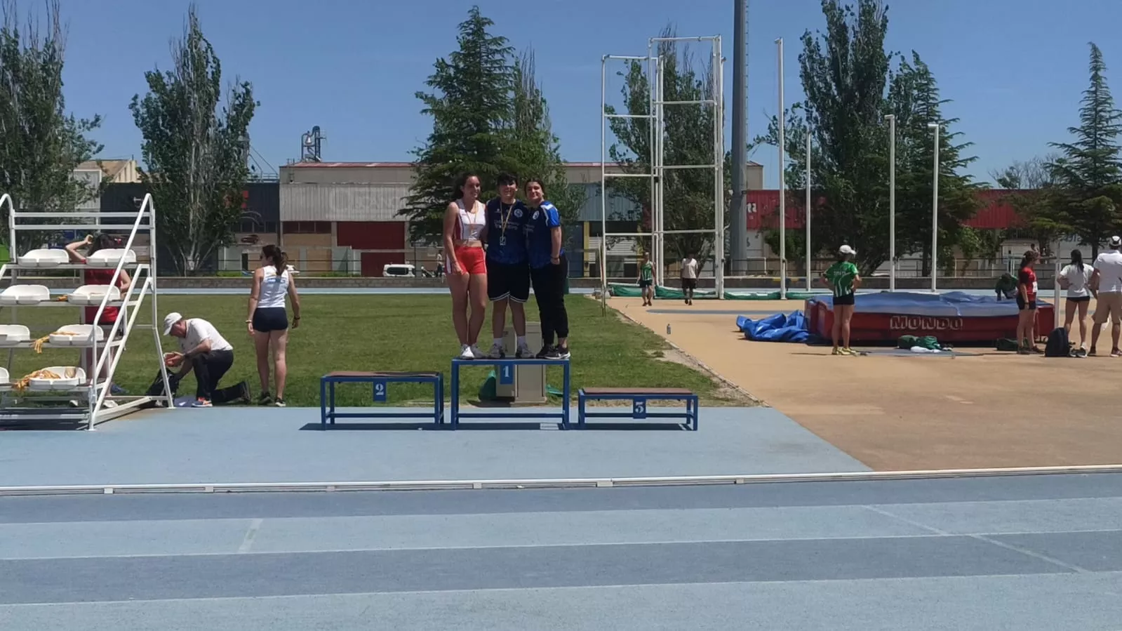 Podio Lucía Isábena, CA Grraus