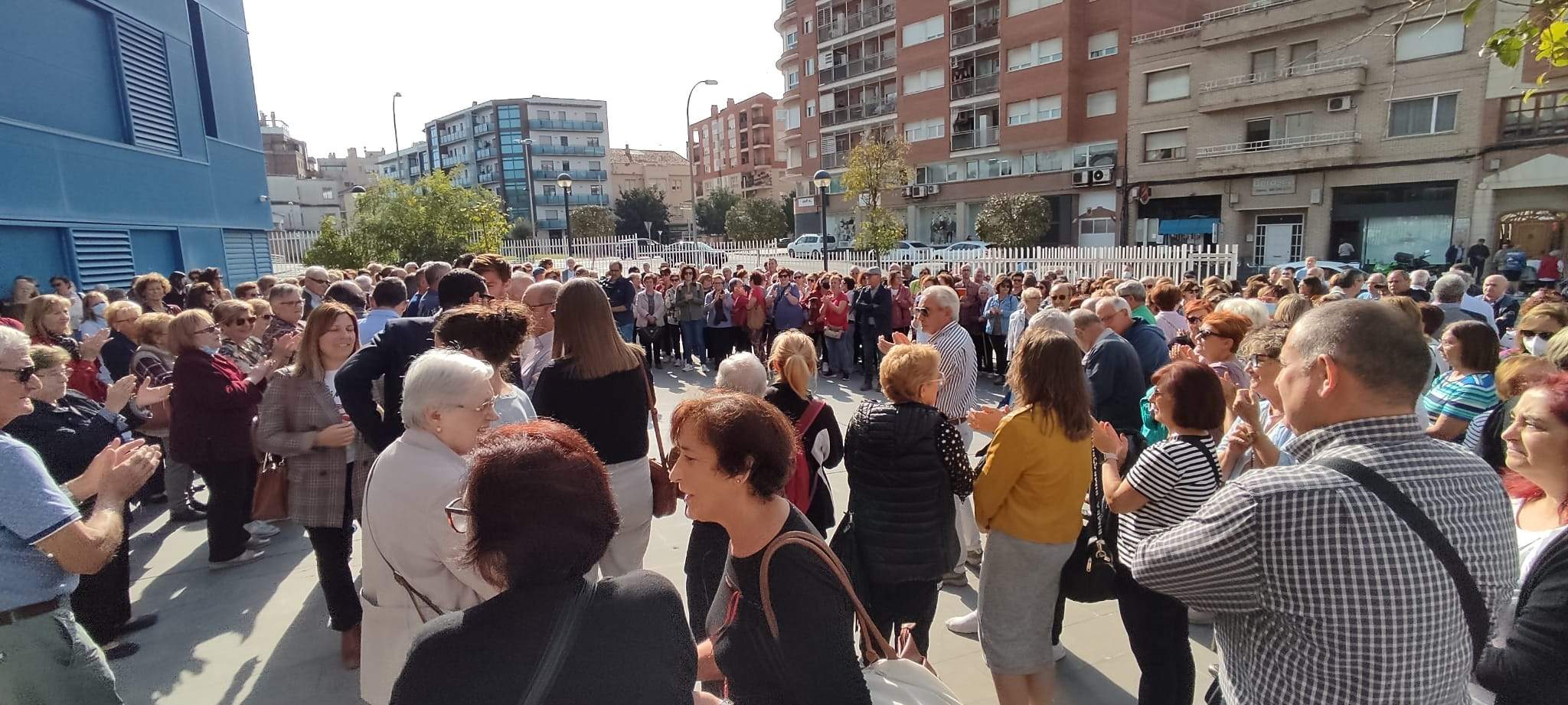 Concentración en Fraga en apoyo al sector sanitario 