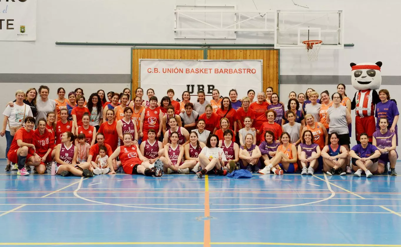 Fiesta en Barbastro por el Circuito Baloncesto y Mujer con Marina Mata como invitada de lujo