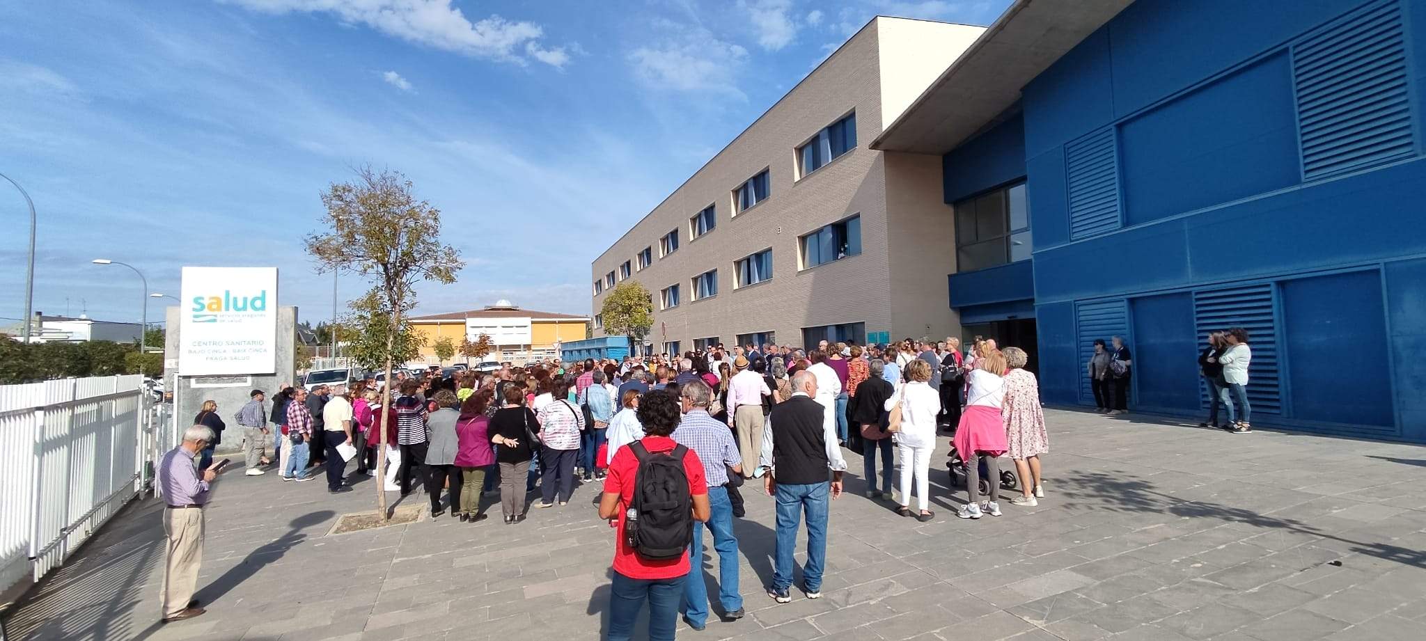 Concentración en Fraga en apoyo al sector sanitario 