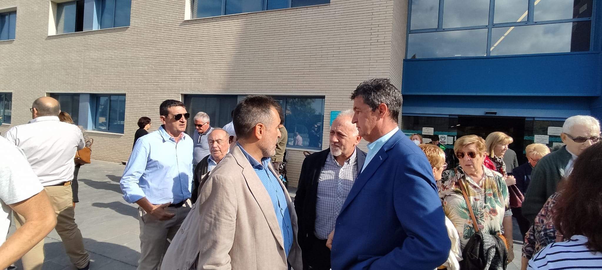 Concentración en Fraga en apoyo al sector sanitario 