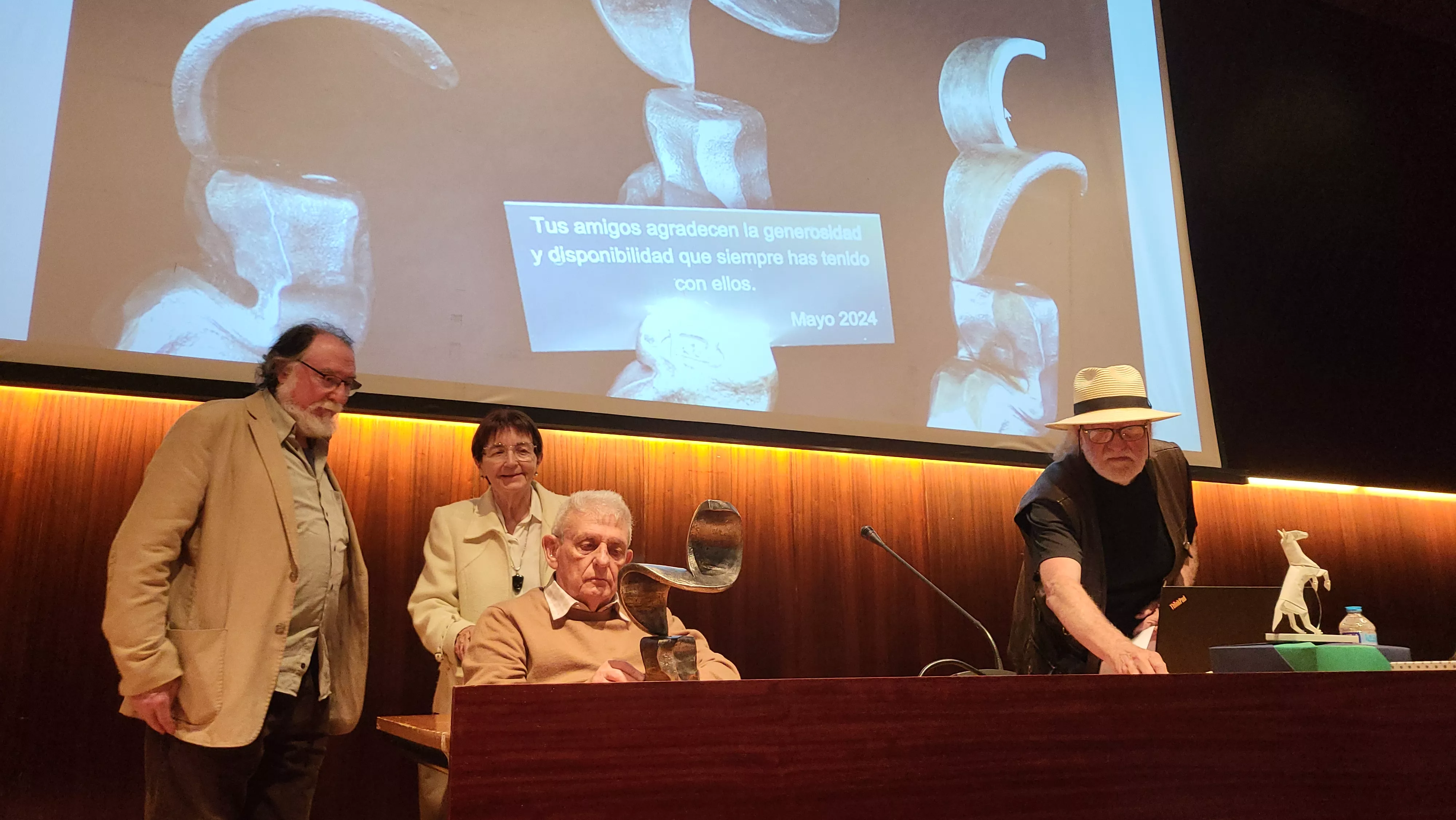 Homenaje a Ángel Gari con motivo de su 80 cumpleaños. Foto Mercedes Manterola